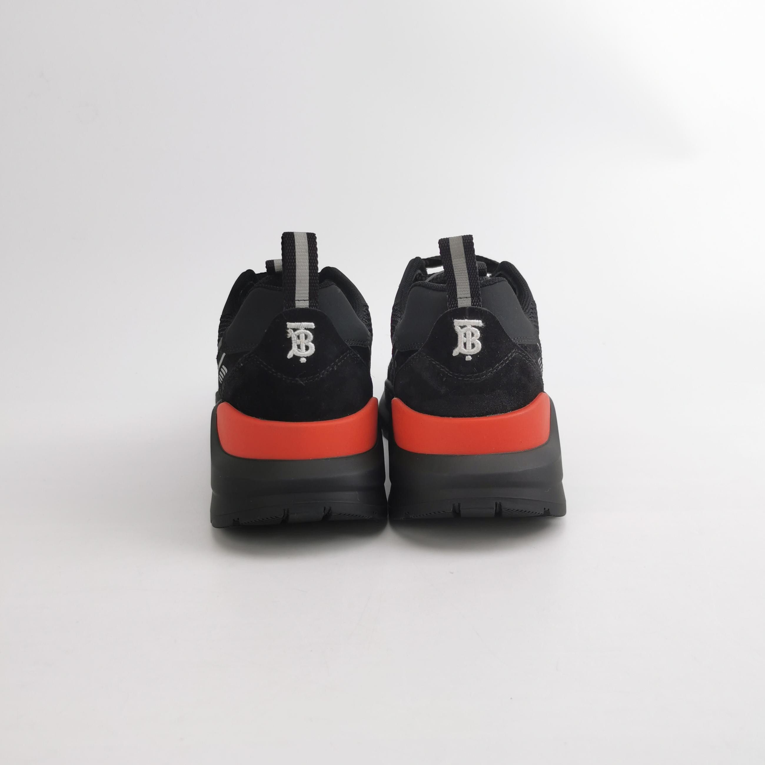 Burberry Burberry Men 6 Lowtop Sneakers Size US 6 / EU 39 - 4 Thumbnail