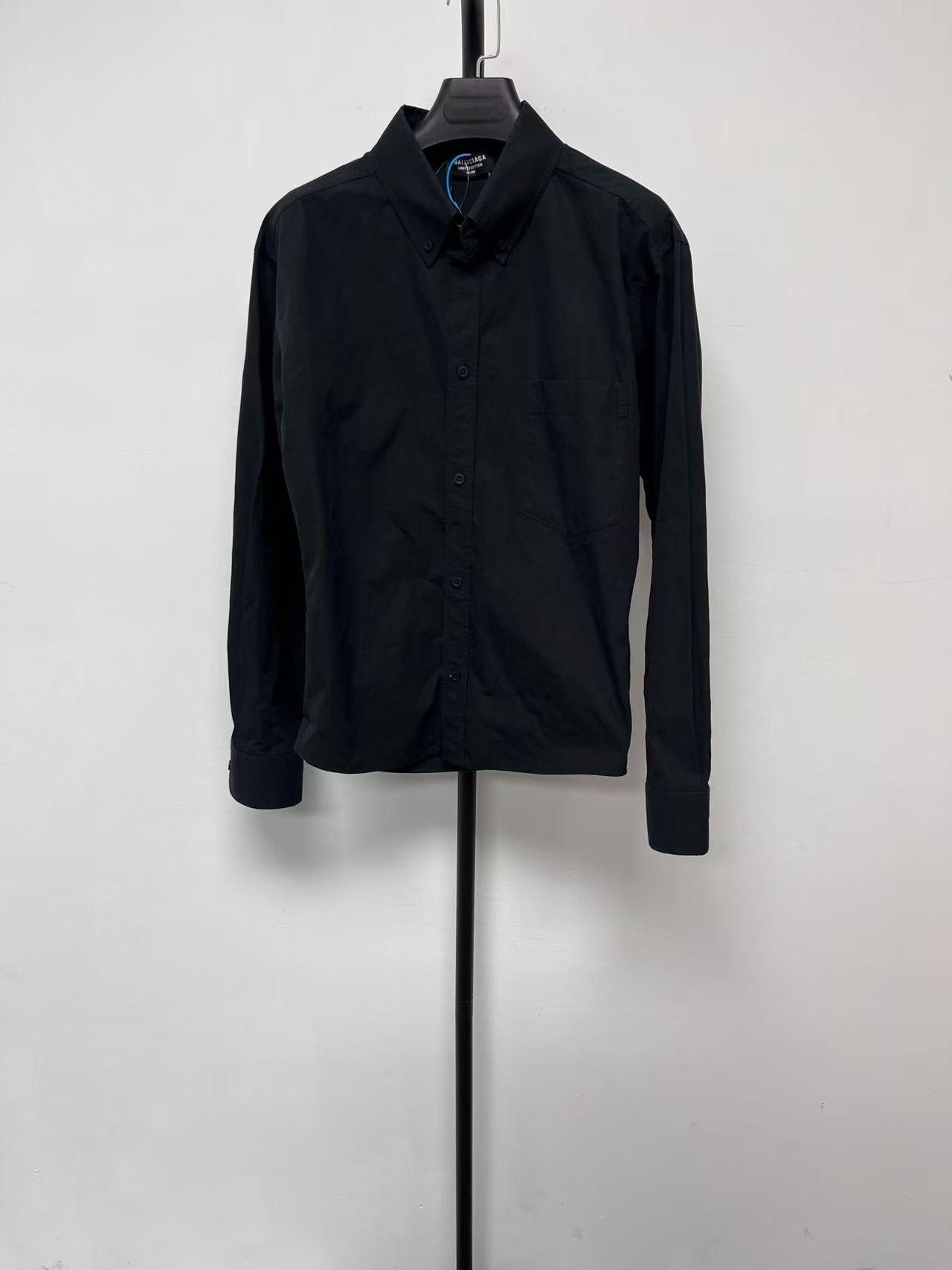 Balenciaga Balenciaga Paris Embroidery Button Up Shirt 38 Size US S / EU 44-46 / 1 - 3 Thumbnail