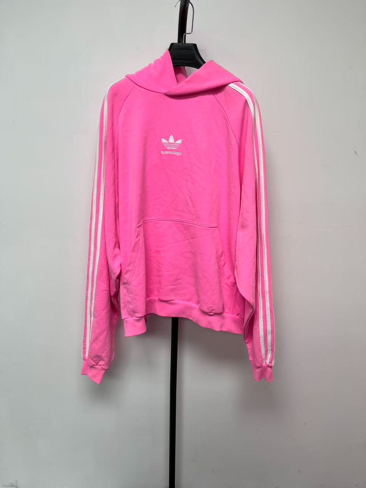 Balenciaga Balenciaga x Adidas Pink Logo Hoodie Size 2 Size US M / EU 48-50 / 2 - 2 Thumbnail