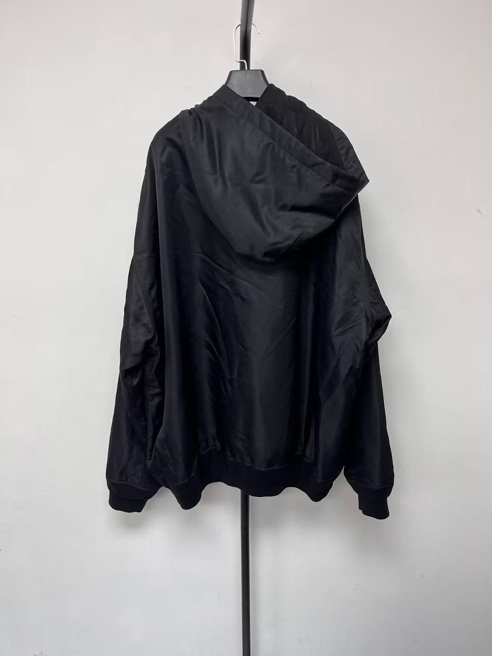 Balenciaga Balenciaga Zip Up Hooded Jacket Size M Size US M / EU 48-50 / 2 - 3 Thumbnail