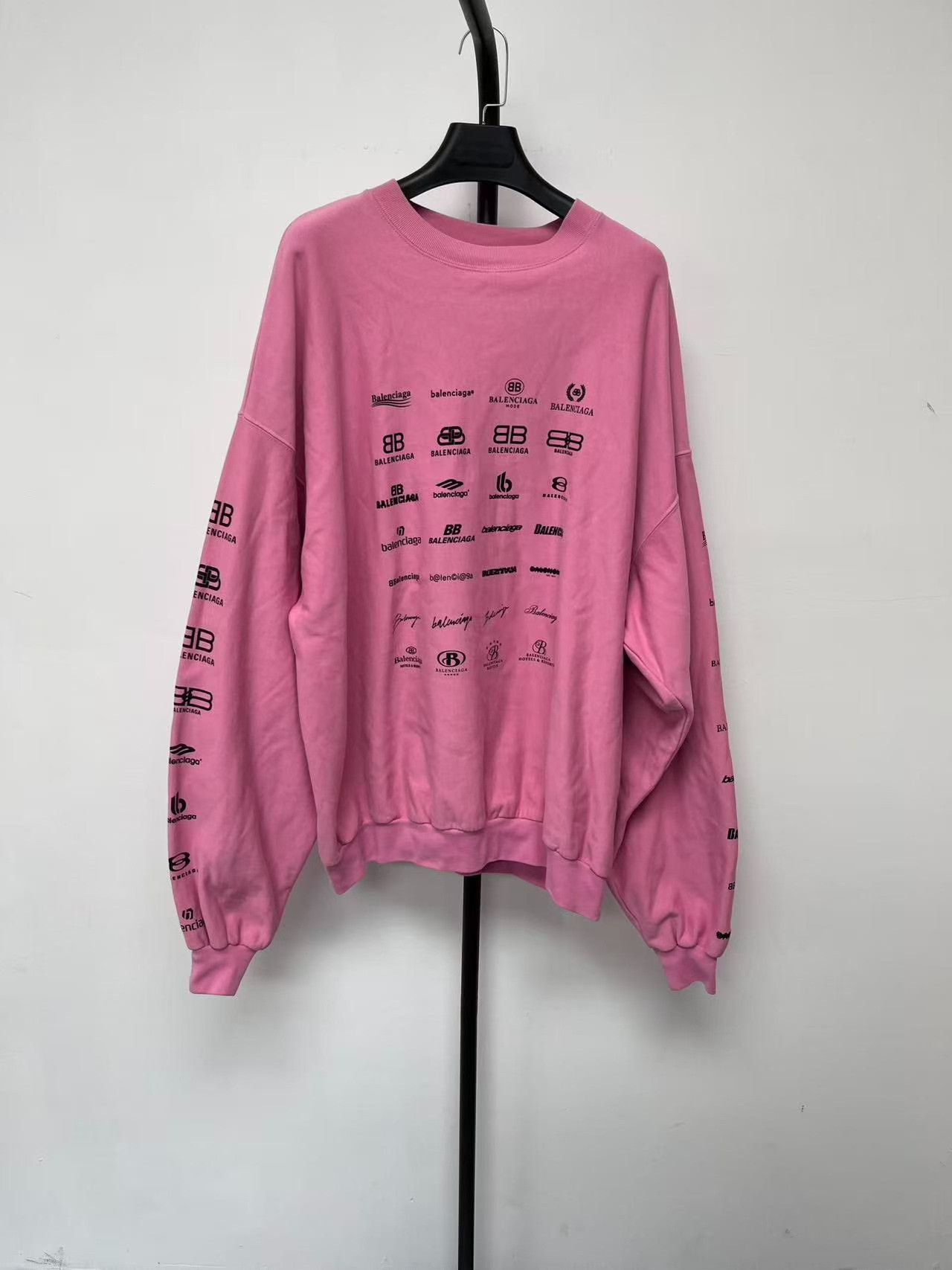 Balenciaga Balenciaga Multi Logo Print Sweatshirt Size 2 Size US M / EU 48-50 / 2 - 2 Thumbnail