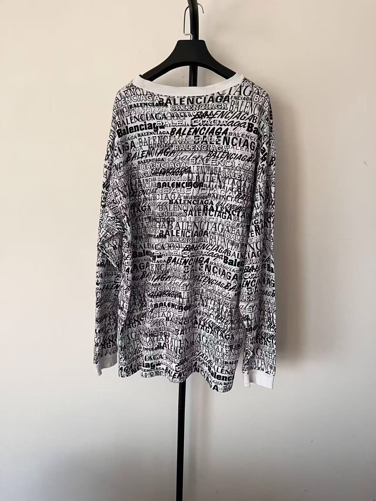 Balenciaga Balenciaga Graffiti Sweatshirt Size S Size US S / EU 44-46 / 1 - 3 Thumbnail