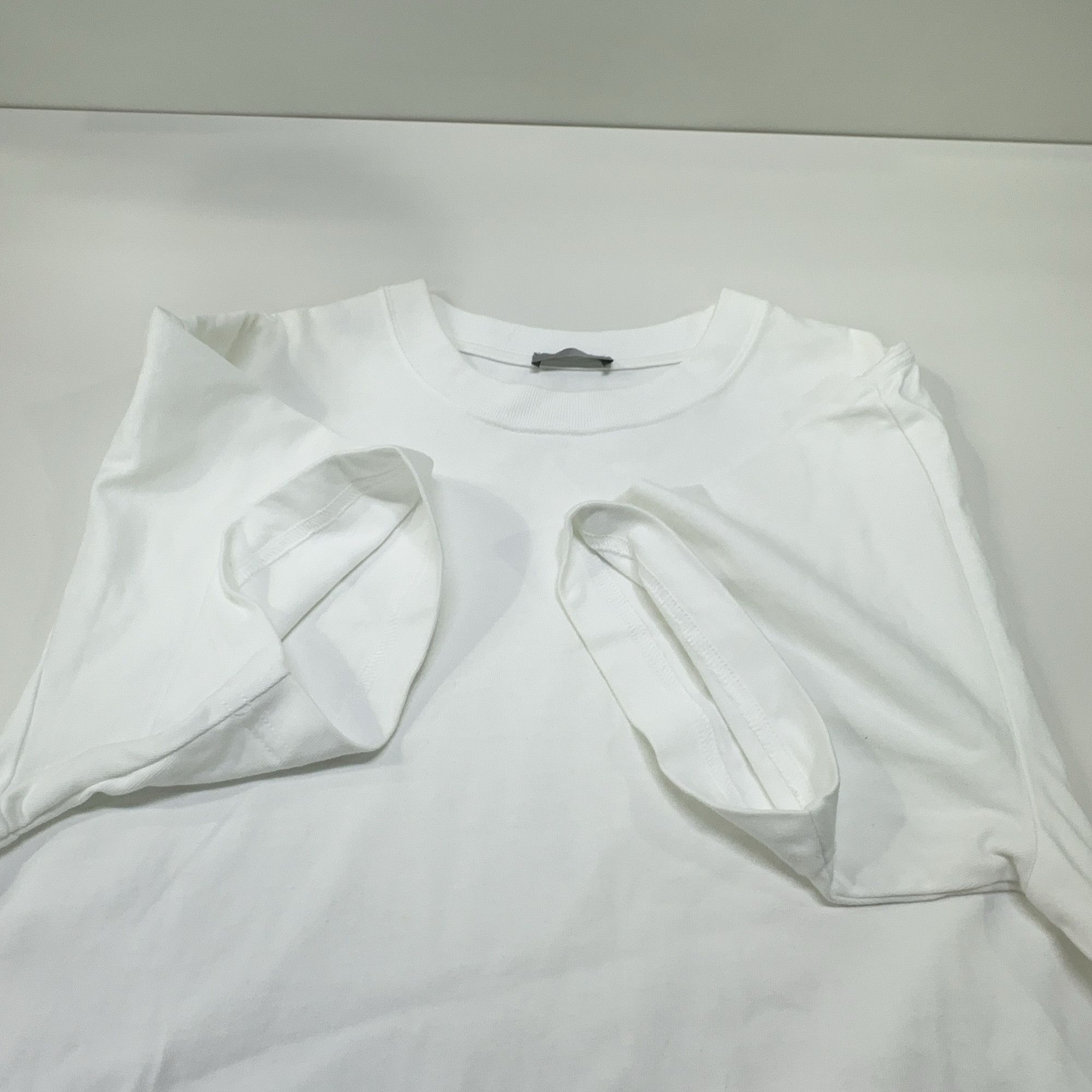 Dior Dior Embroidered Logo T-Shirt White Size M Size US M / EU 48-50 / 2 - 6 Thumbnail