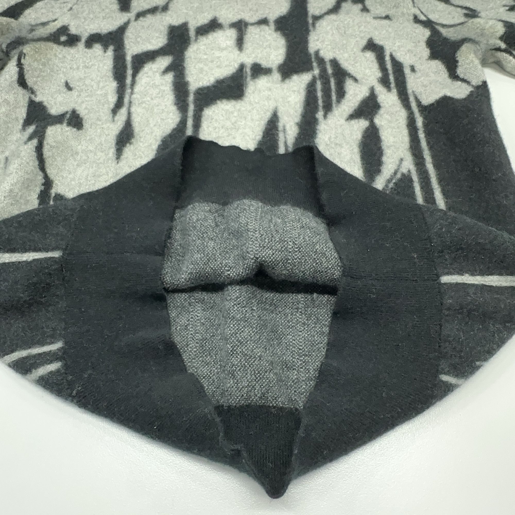 Dior Dior Abstract Graphic Cashmere Sweater Size S Size US S / EU 44-46 / 1 - 9 Thumbnail
