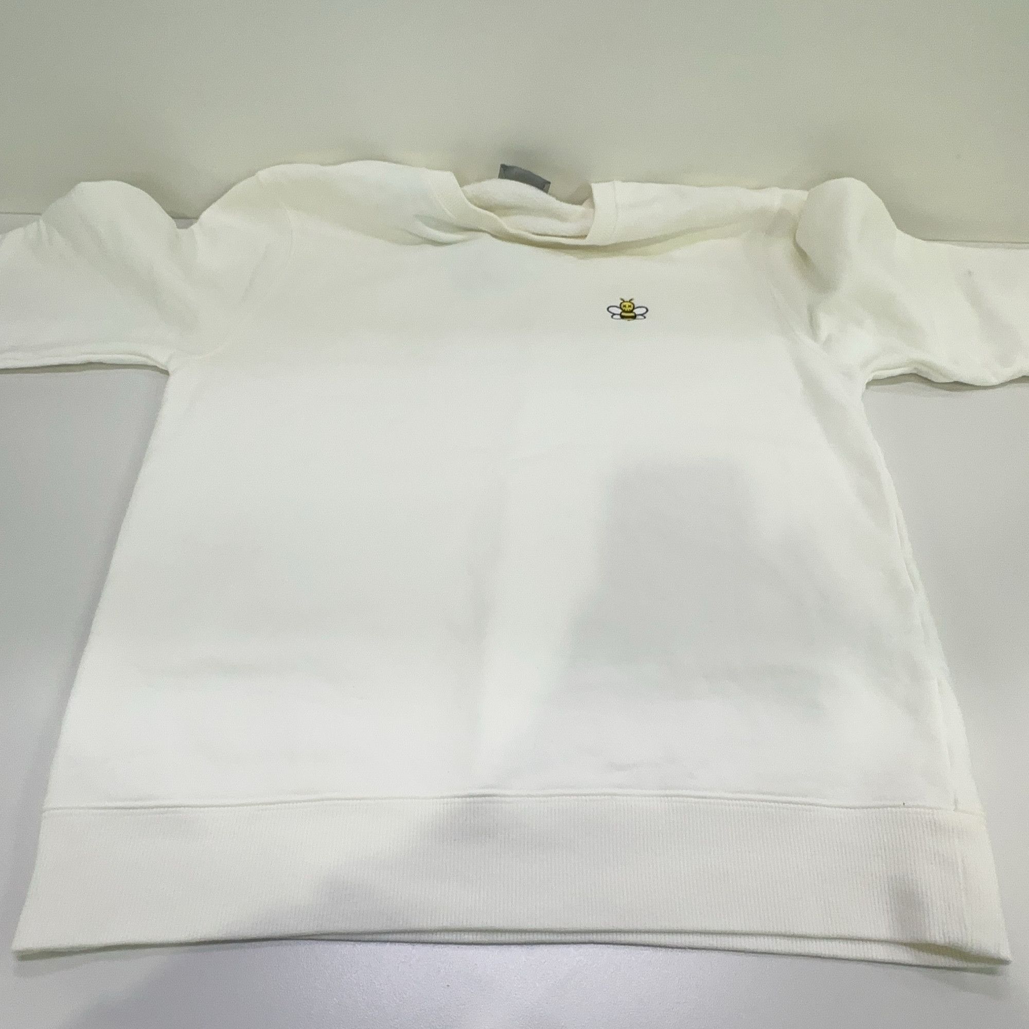 Dior Dior x Kaws Bee Embroidery Sweatshirt M Size US M / EU 48-50 / 2 - 10 Thumbnail