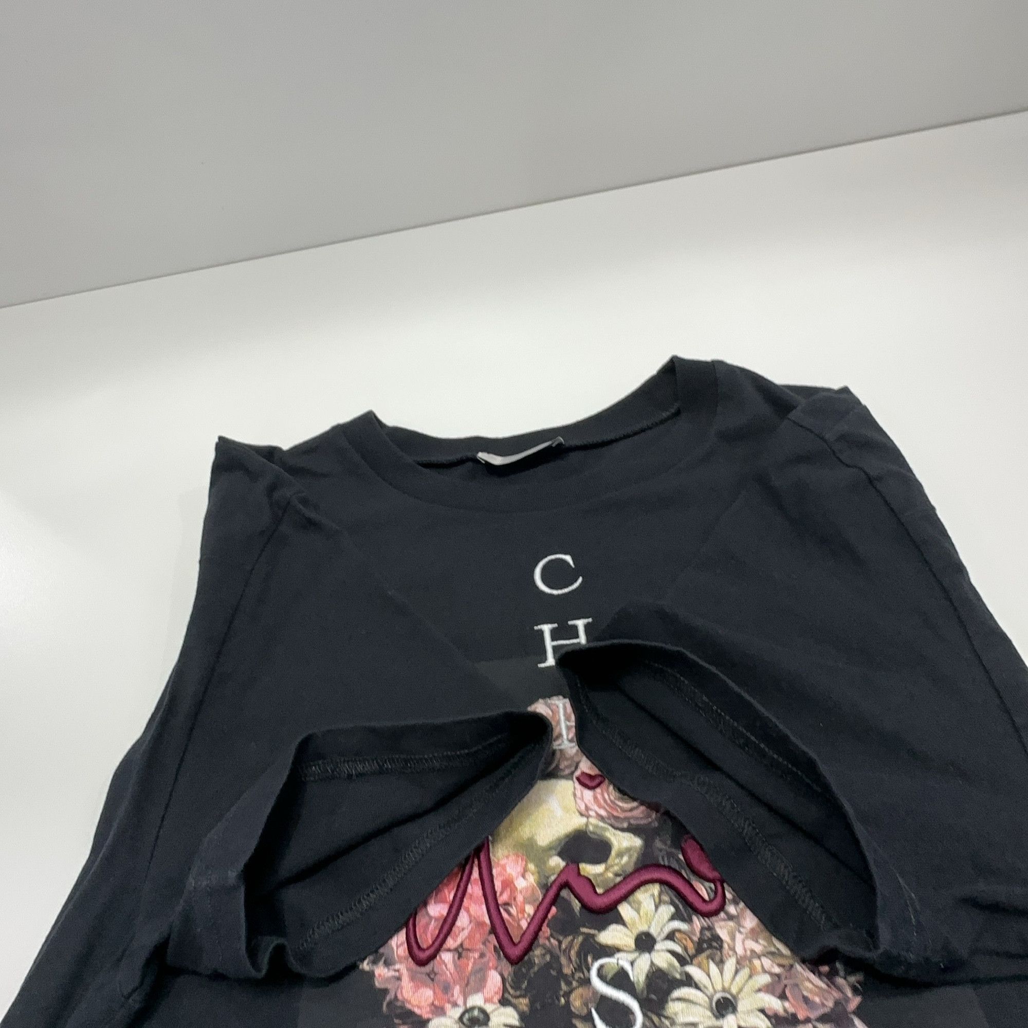 Dior Dior Floral Graphic Skull T-Shirt M Size US M / EU 48-50 / 2 - 9 Thumbnail