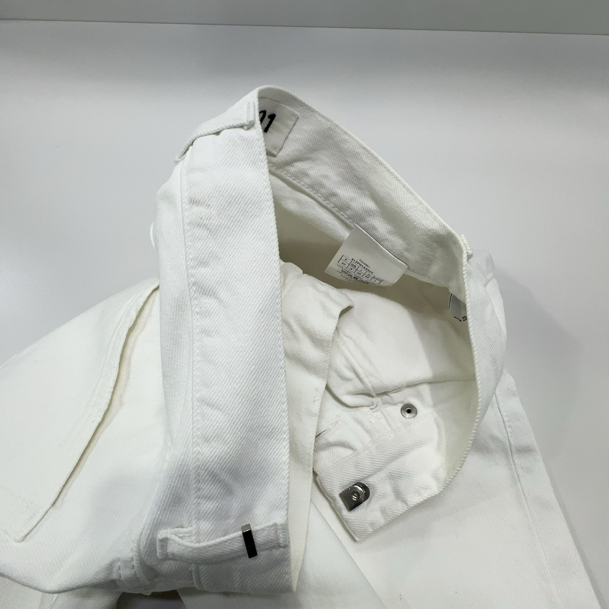 Dior Dior White Straight Leg Denim Jeans Size 32 Size 24" / US 00 / IT 34 - 6 Thumbnail
