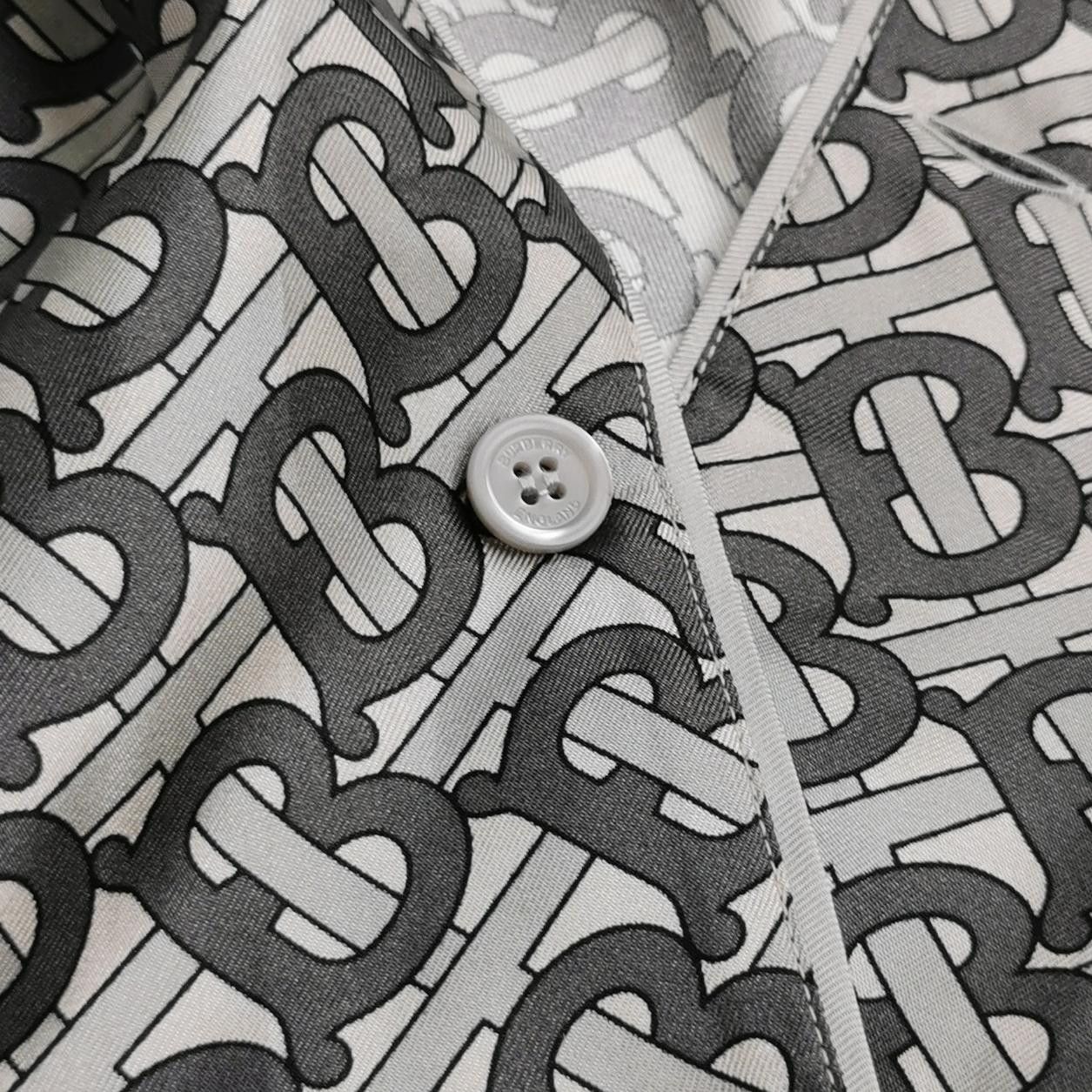 Burberry Burberry Men xxs Button Ups Size US XXS / EU 40 - 3 Thumbnail