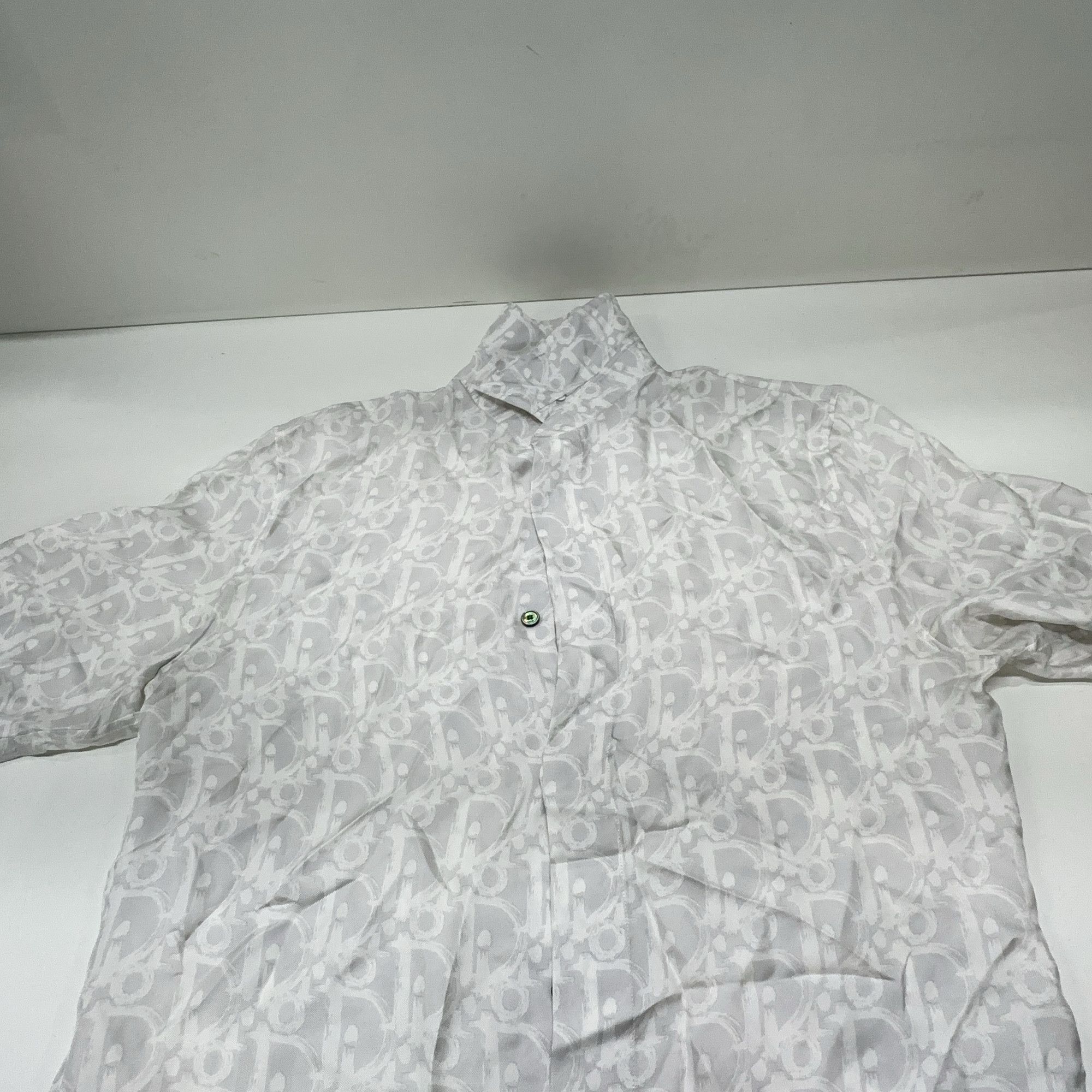 Dior Dior Oblique Monogram Silk Short Sleeve Shirt 38 Size US S / EU 44-46 / 1 - 7 Thumbnail