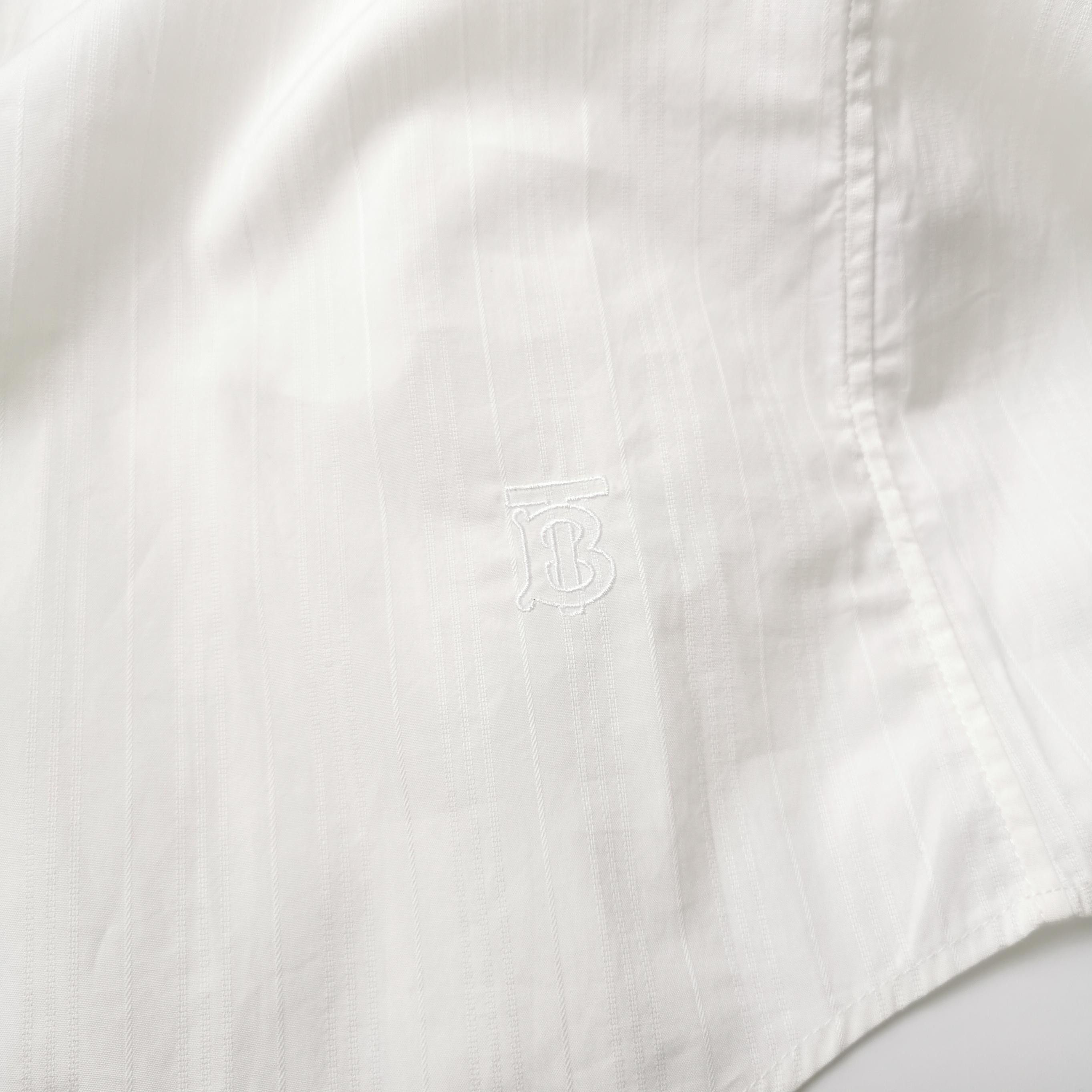 Burberry Burberry Men m Button Ups Size US M / EU 48-50 / 2 - 3 Thumbnail