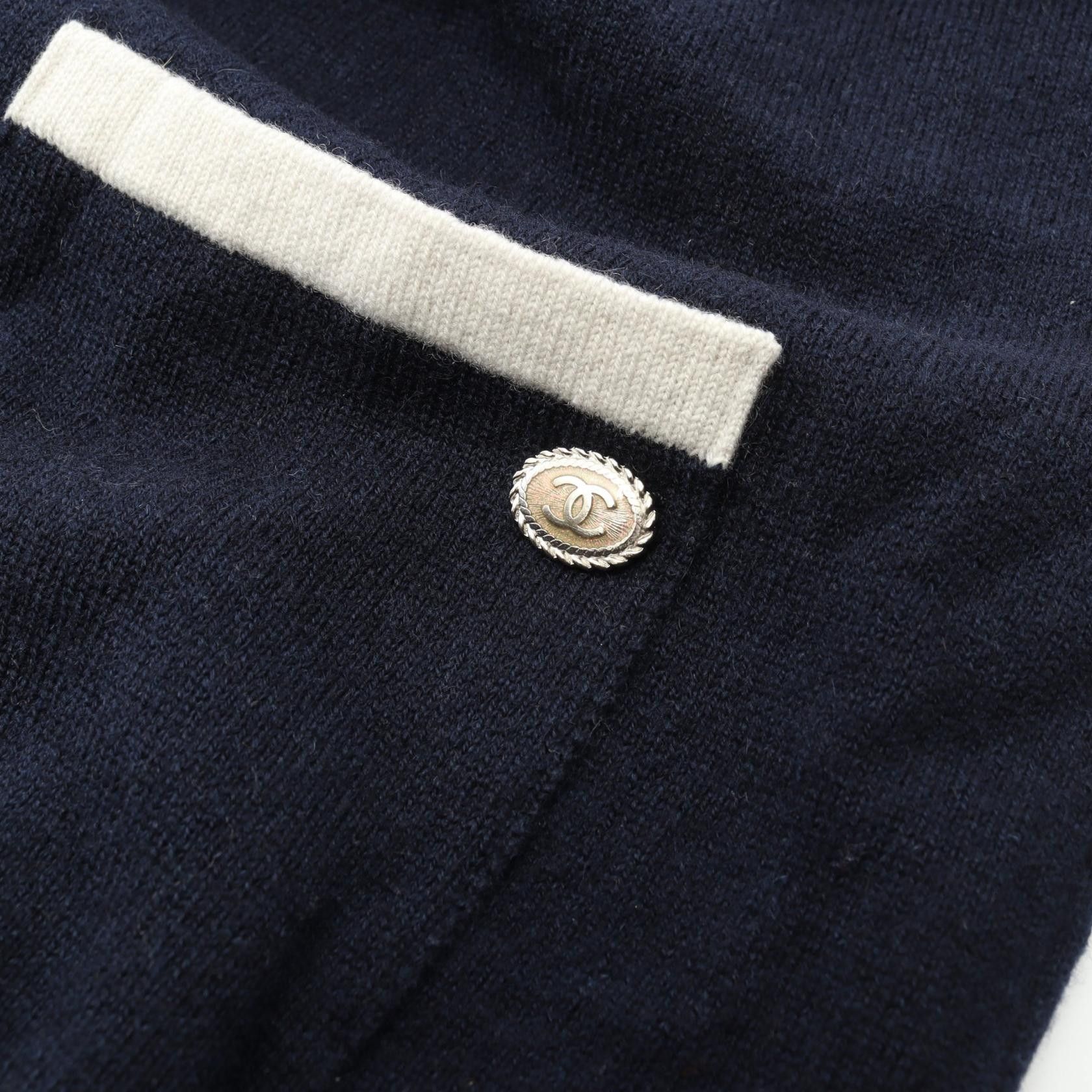 Chanel Chanel Chanel Coco Mark Button Cashmere Top Textile Tops DUTY FREE for USA Size ONE SIZE - 5 Thumbnail