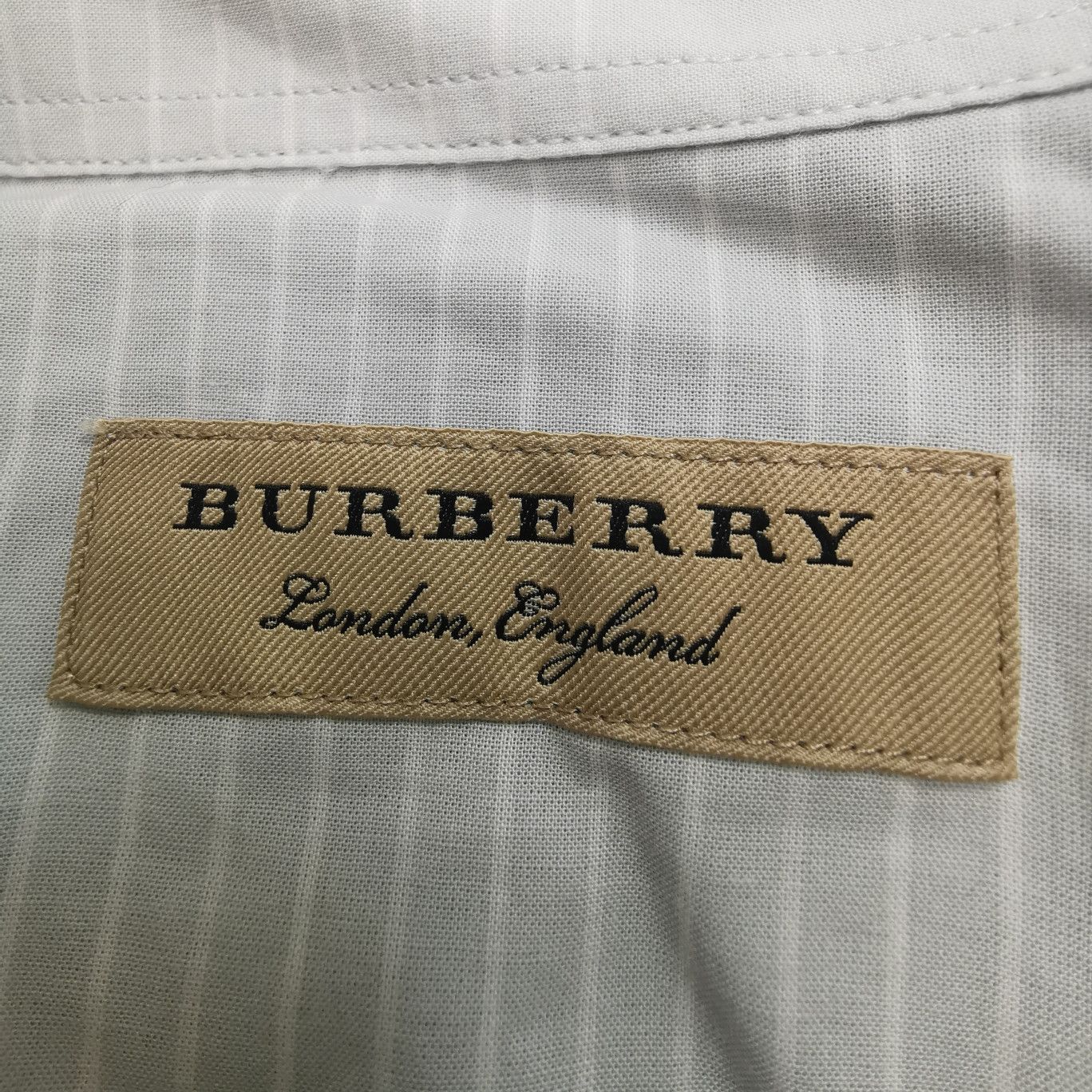 Burberry Burberry Men m Button Ups Size US M / EU 48-50 / 2 - 5 Thumbnail