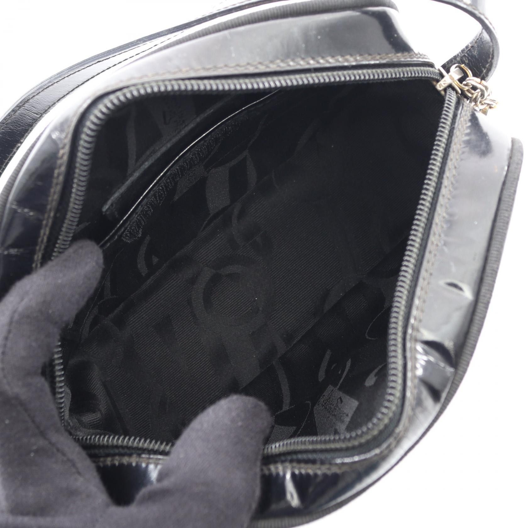 Salvatore Ferragamo Salvatore Ferragamo Salvatore Ferragamo Vara Ribbon Patent Leather Shoulder Bag Leather Shoulder Bag 213096 DUTY FREE for USA Size ONE SIZE - 3 Thumbnail