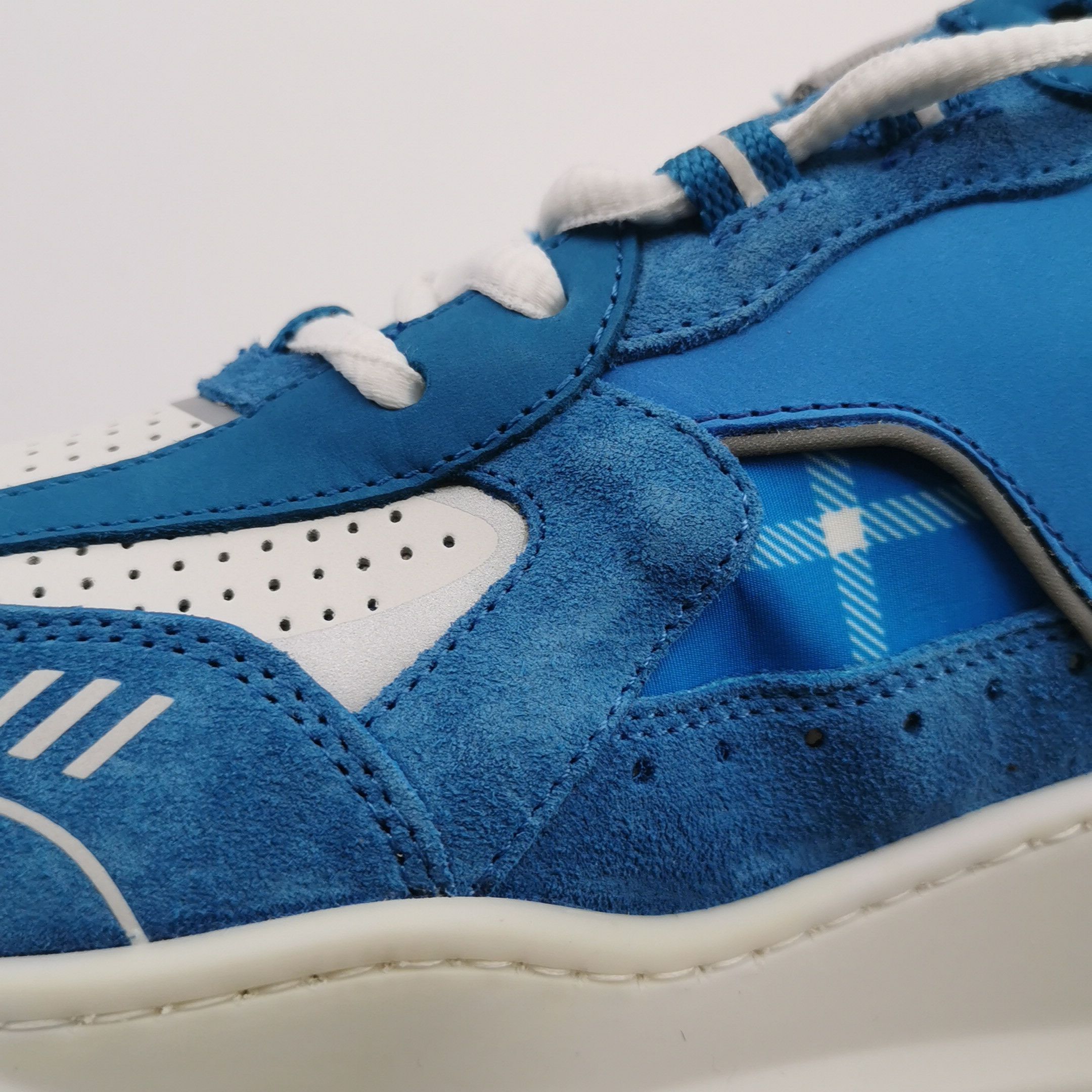 Burberry Burberry Men 11 Lowtop Sneakers Size US 11 / EU 44 - 7 Thumbnail