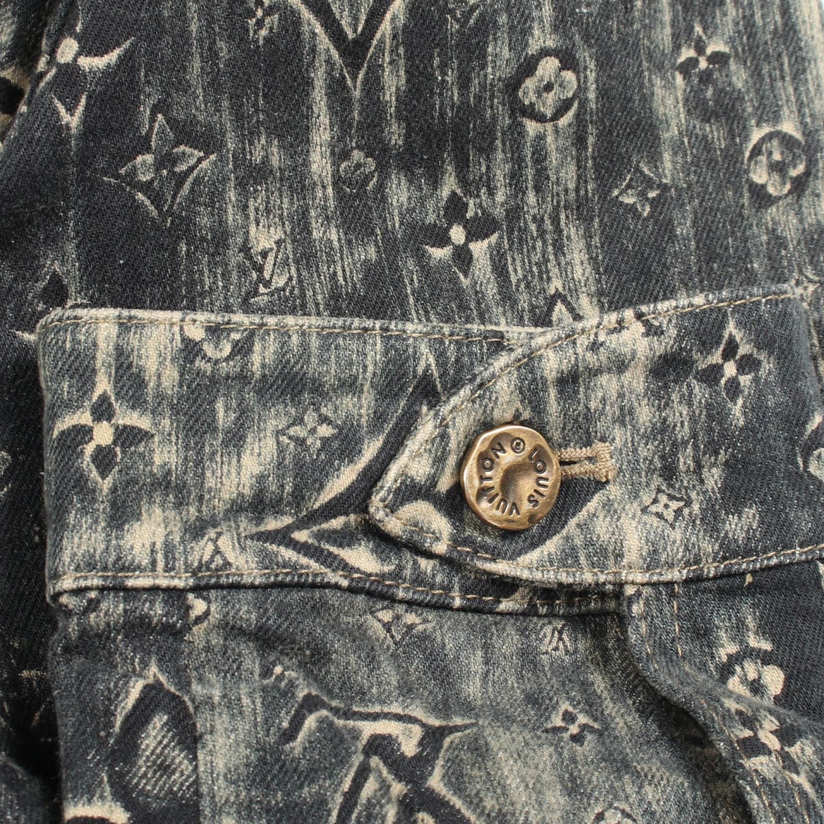 Louis Vuitton Louis Vuitton Louis Vuitton Monogram Denim Jacket Textile Outerwear DUTY FREE for USA Size ONE SIZE - 8 Thumbnail