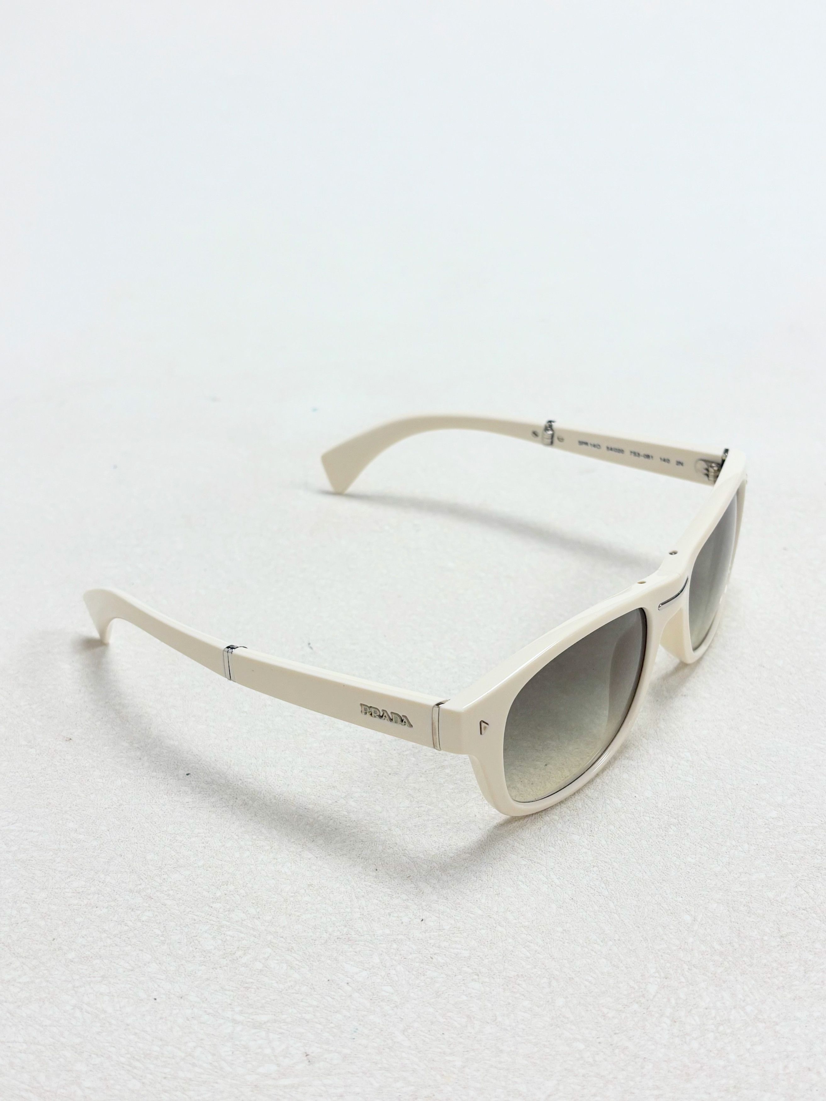 Prada Lunettes de soleil Size ONE SIZE - 11 Thumbnail
