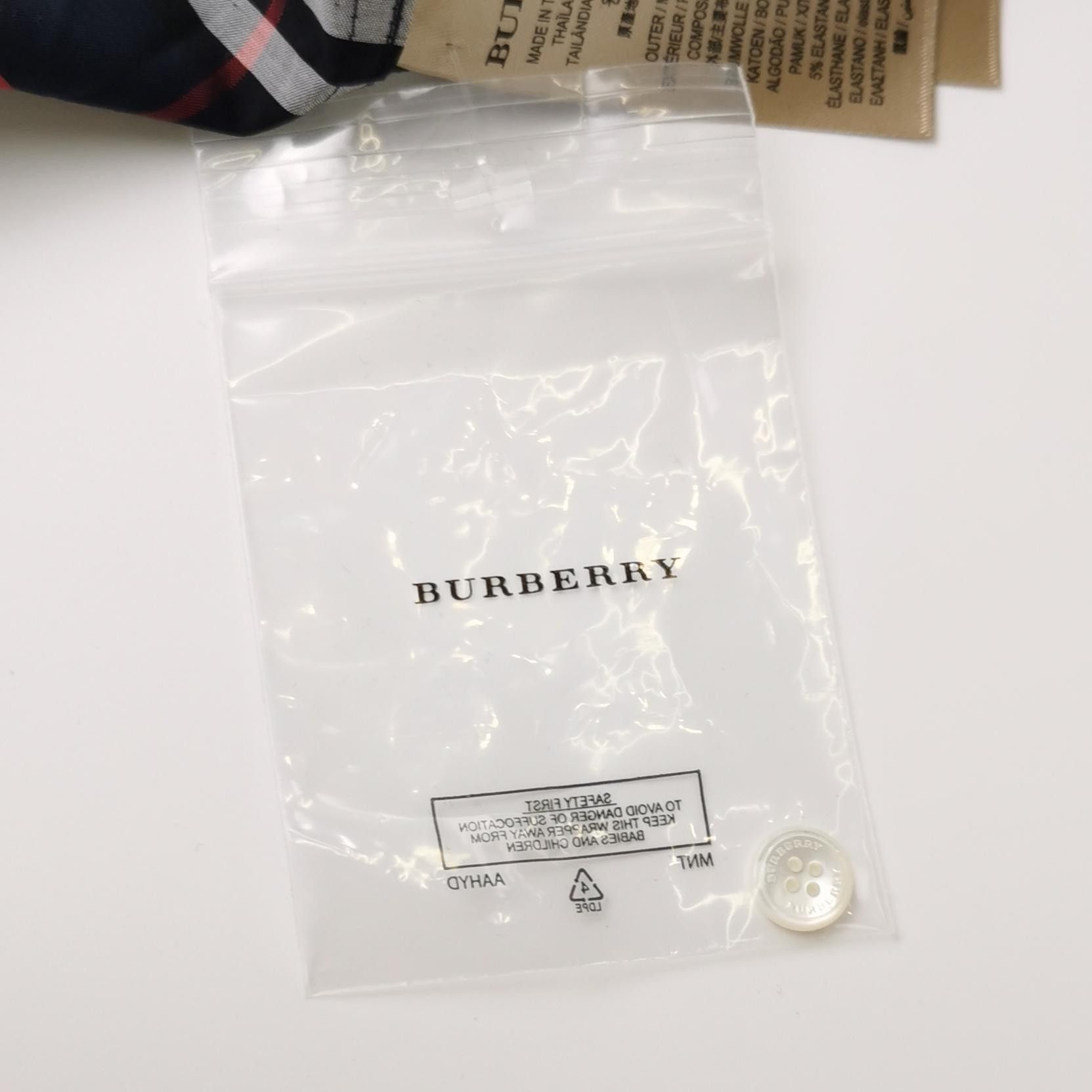 Burberry Burberry Men xs Button Ups Size US XS / EU 42 / 0 - 5 Thumbnail