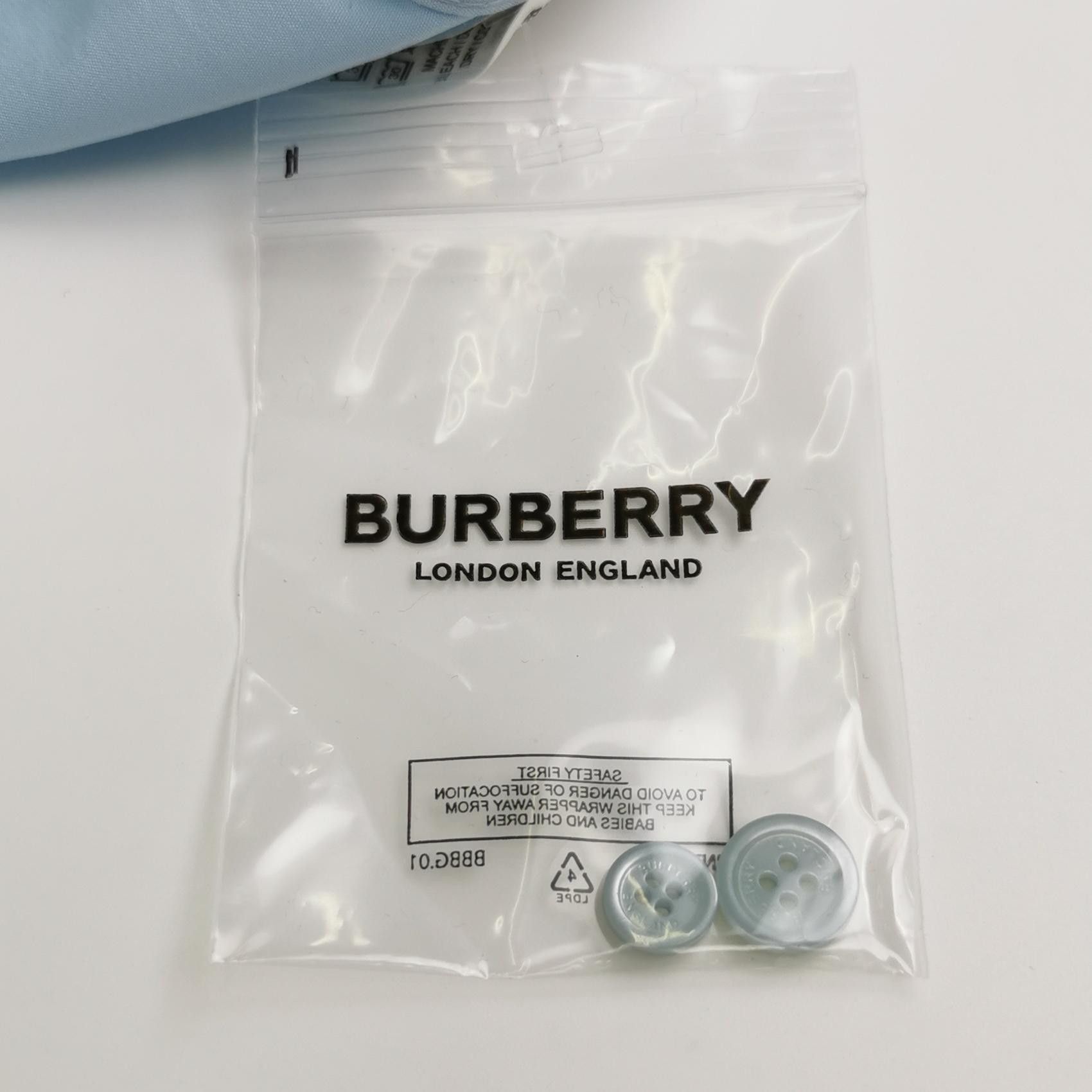 Burberry Burberry Men s Button Ups Size US S / EU 44-46 / 1 - 5 Thumbnail
