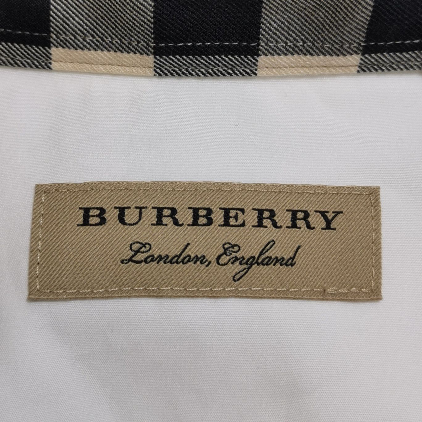 Burberry Burberry Men xxl Button Ups Size US XXL / EU 58 / 5 - 6 Thumbnail