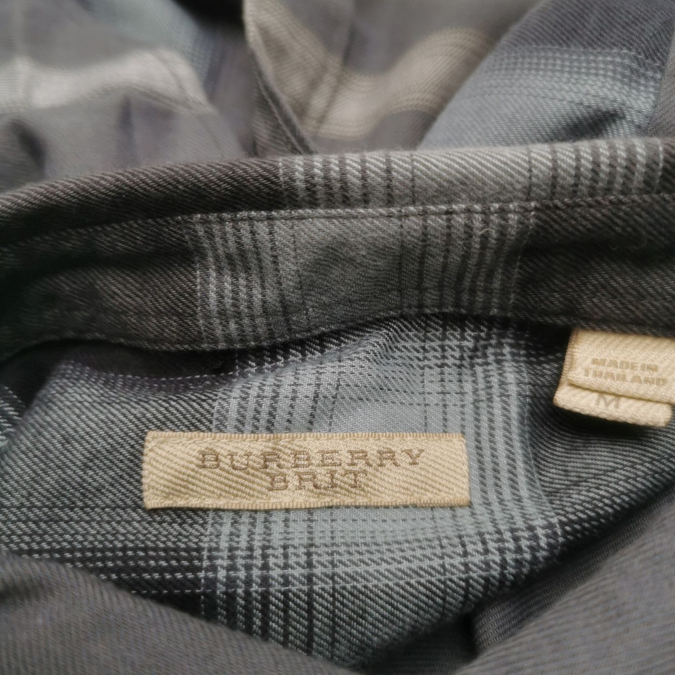 Burberry Burberry Men m Button Ups Size US M / EU 48-50 / 2 - 6 Thumbnail