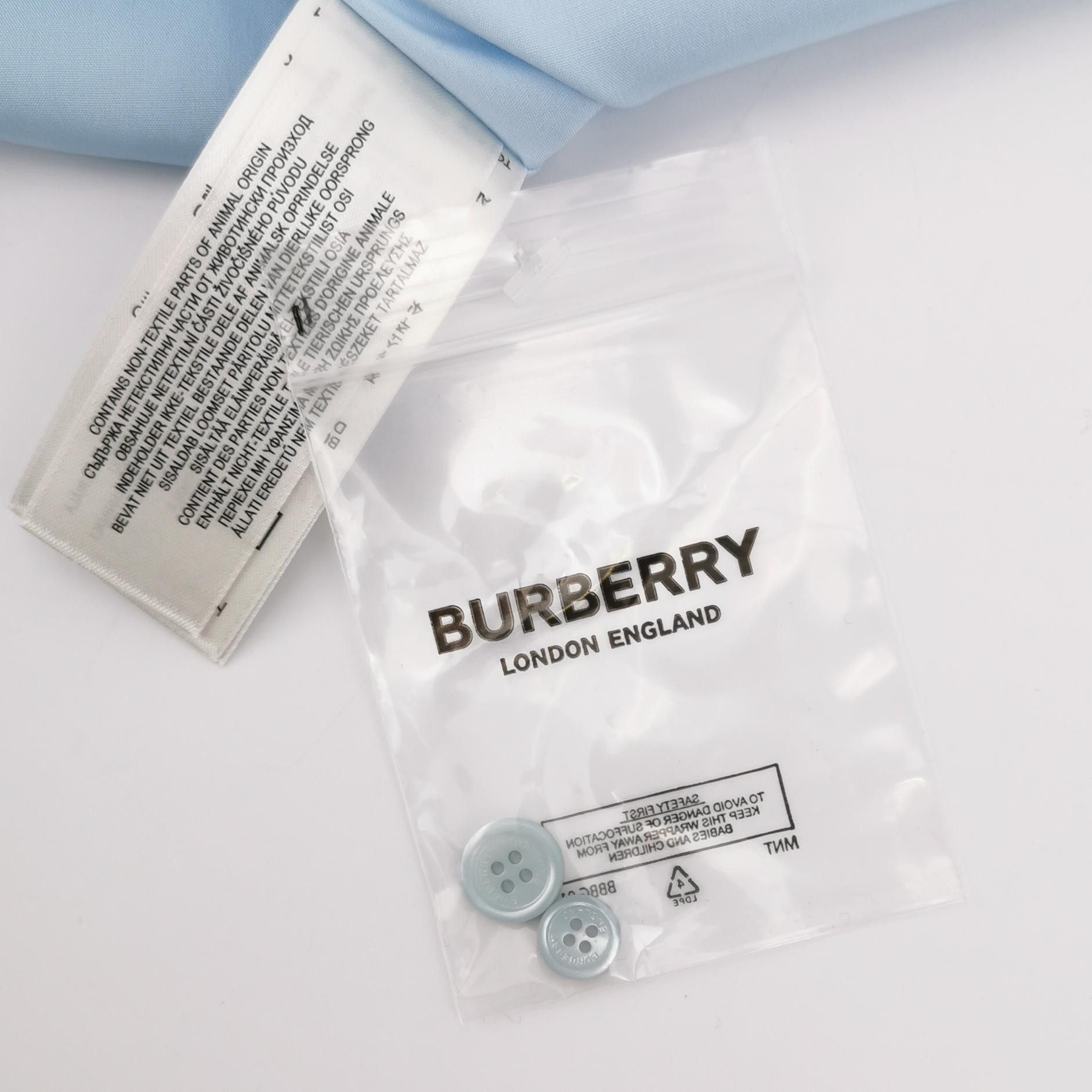 Burberry Burberry Men l Button Ups Size US L / EU 52-54 / 3 - 5 Thumbnail