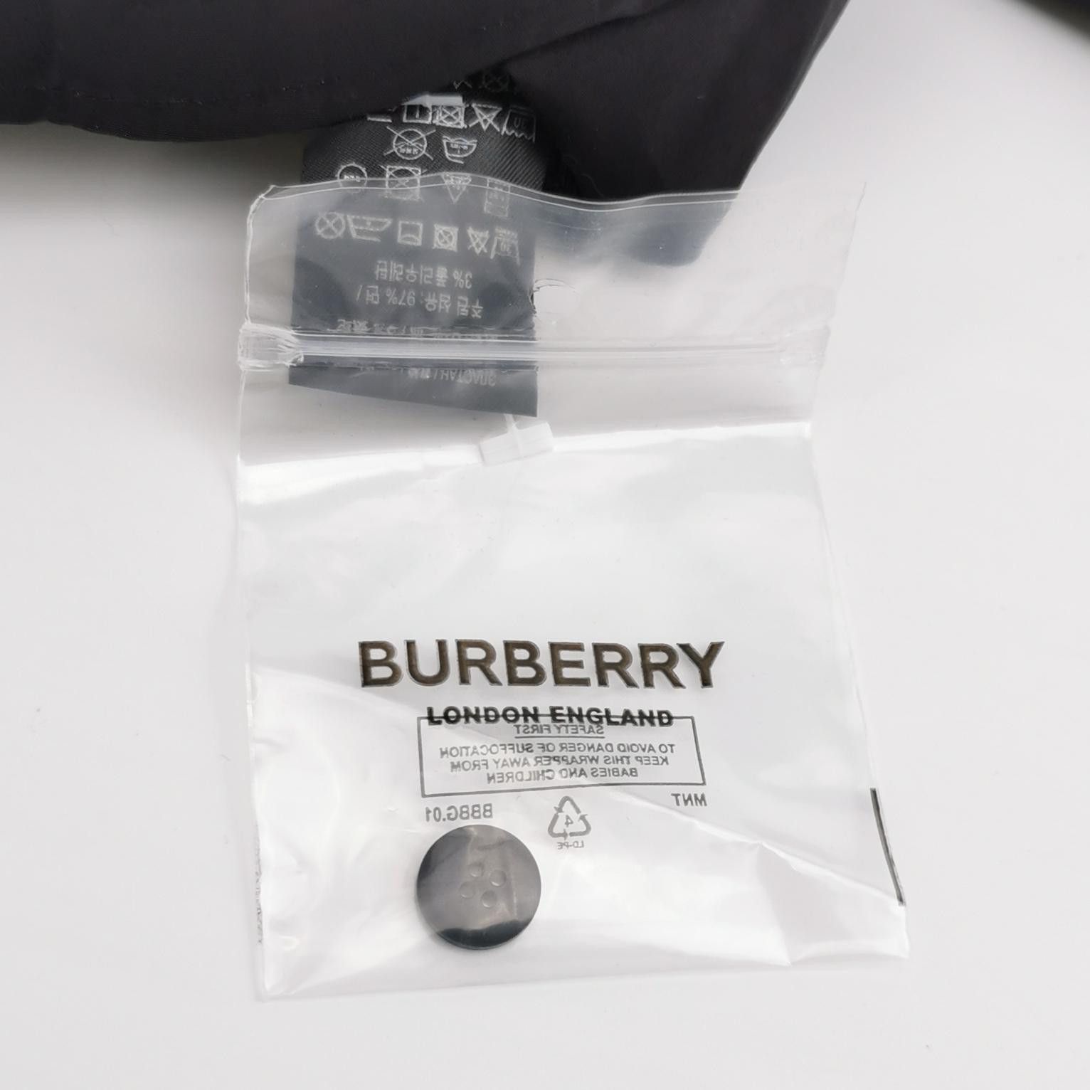 Burberry Burberry Men s Button Ups Size US S / EU 44-46 / 1 - 6 Thumbnail