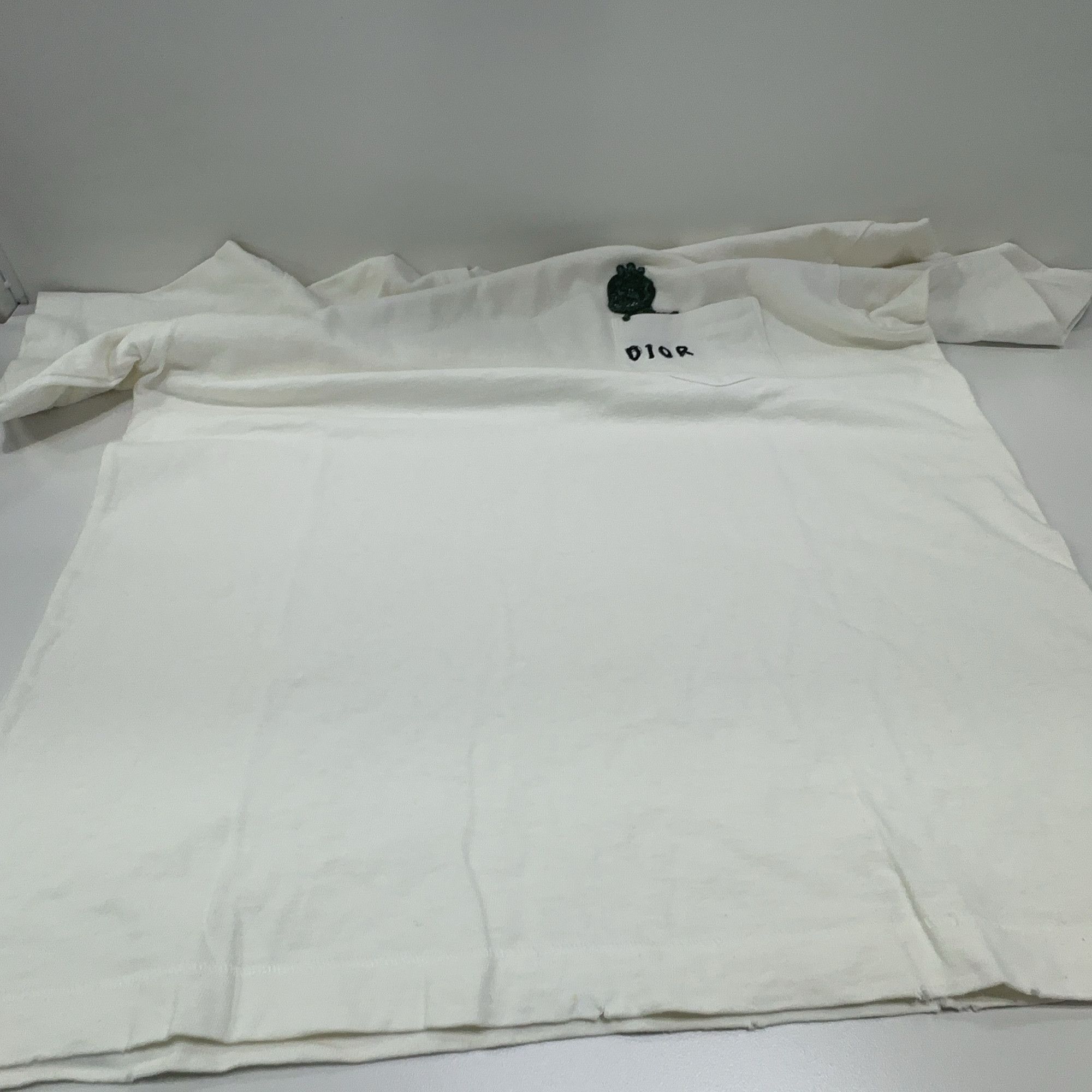 Dior Dior Cartoon Logo Pocket T-Shirt XXL Size US XXL / EU 58 / 5 - 9 Thumbnail