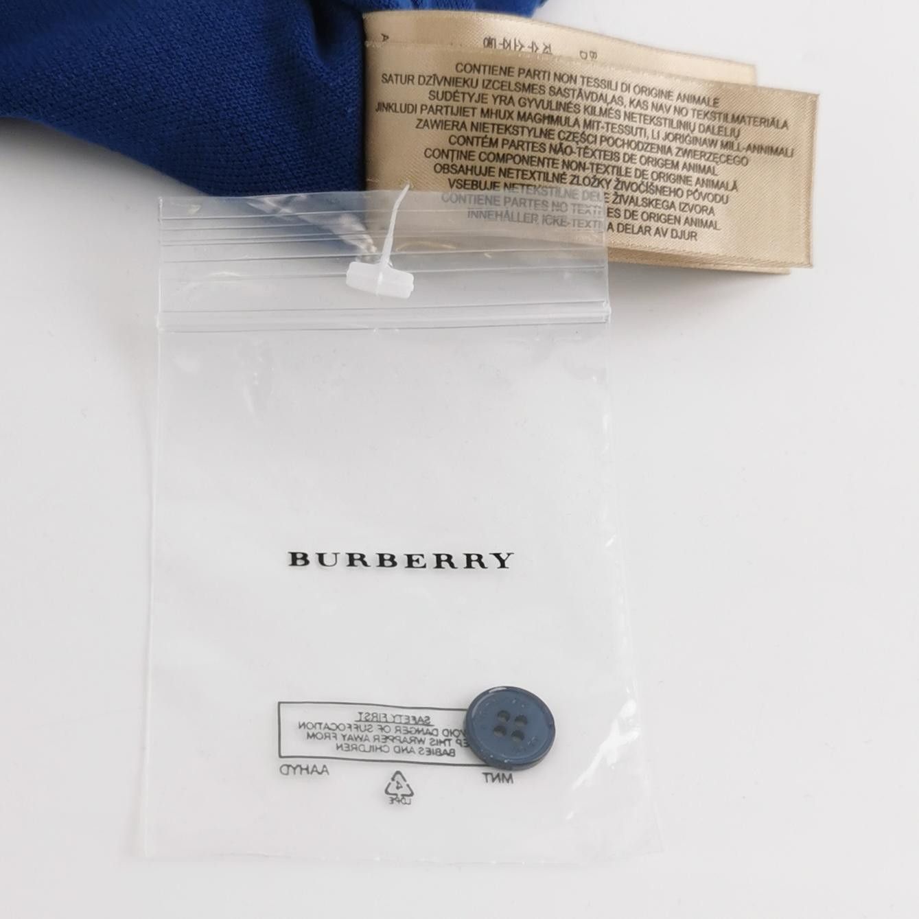 Burberry Burberry Men s Short Sleeve Shirts Size US S / EU 44-46 / 1 - 10 Thumbnail
