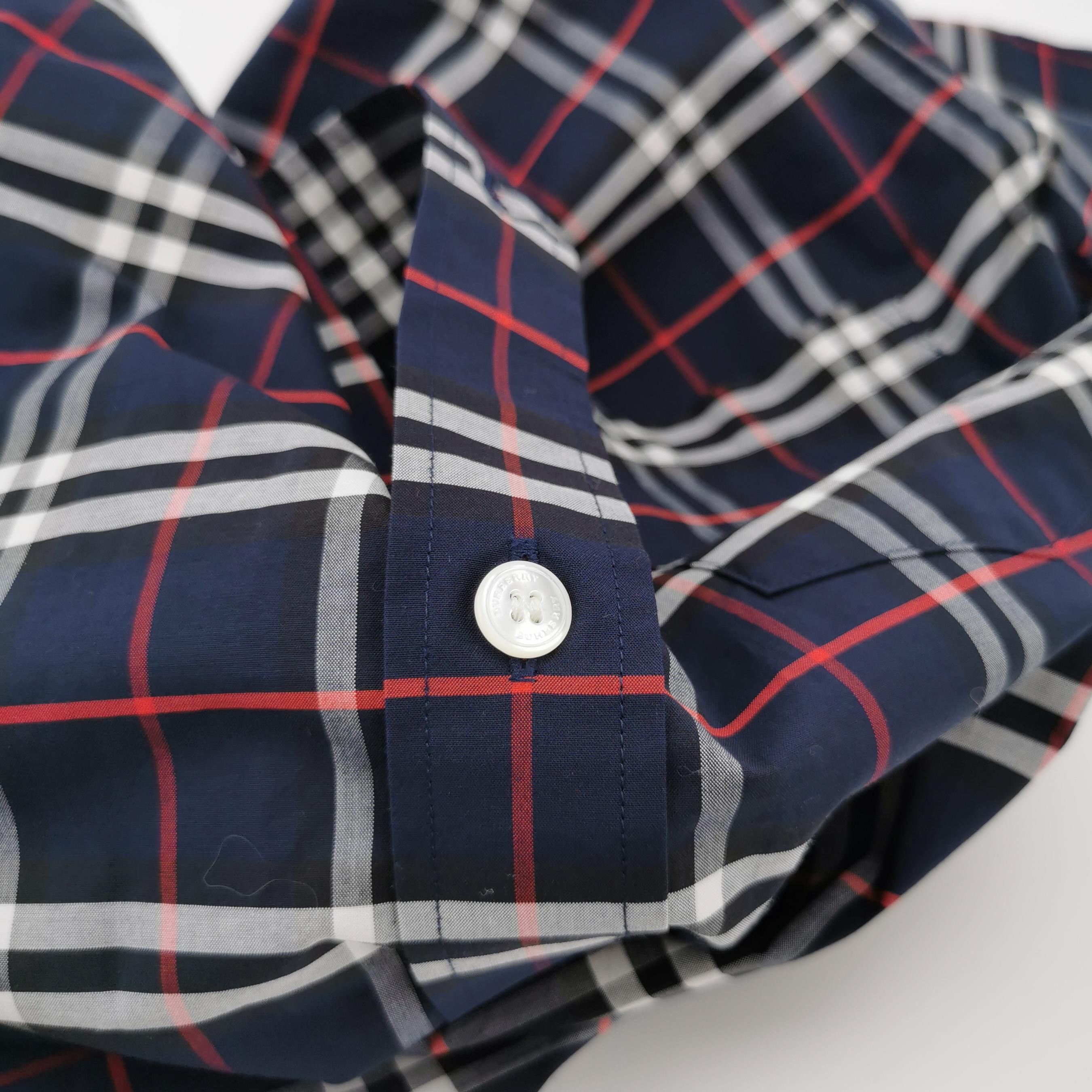 Burberry Burberry Men s Button Ups Size US S / EU 44-46 / 1 - 4 Thumbnail