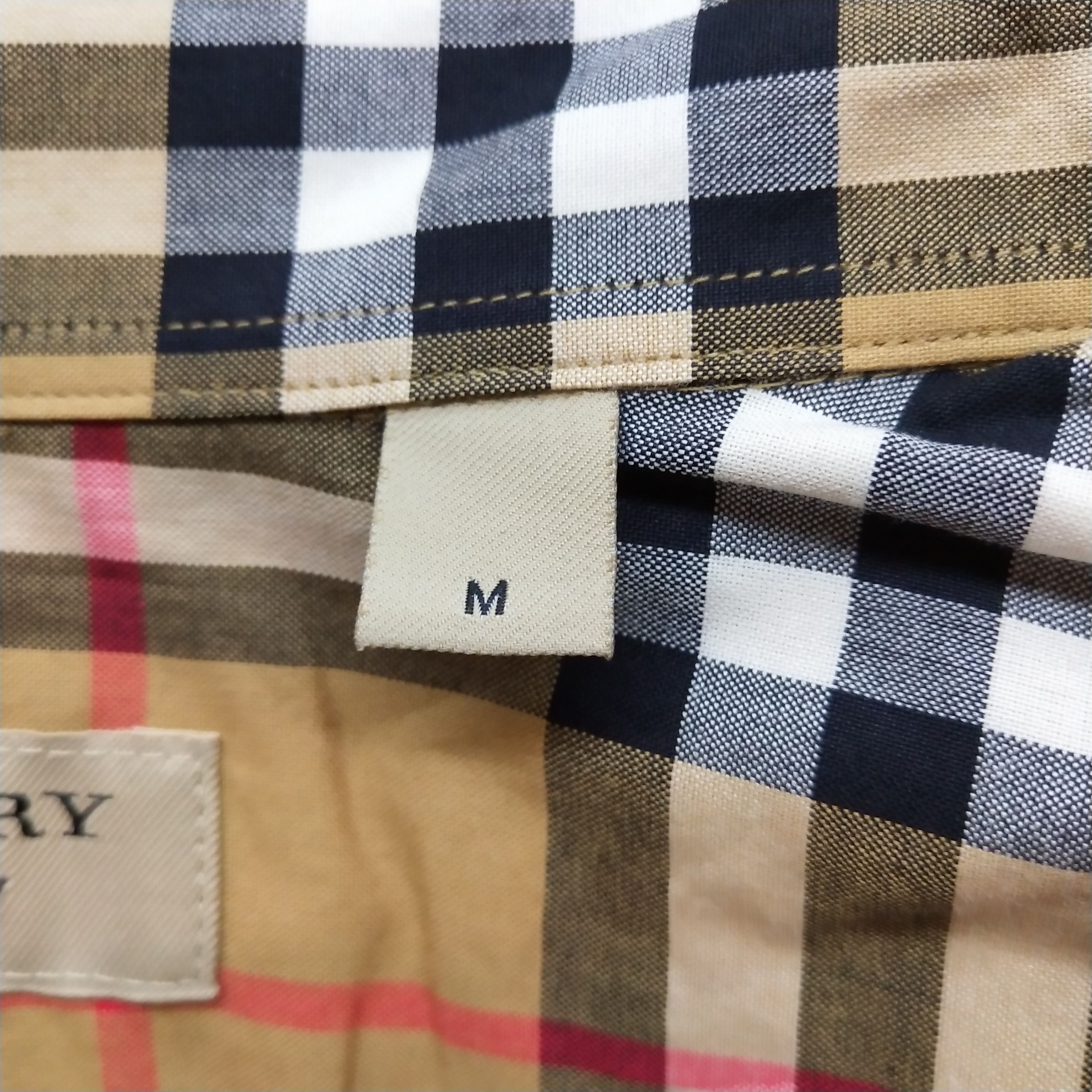Burberry Burberry Men m Button Ups Size US M / EU 48-50 / 2 - 9 Thumbnail