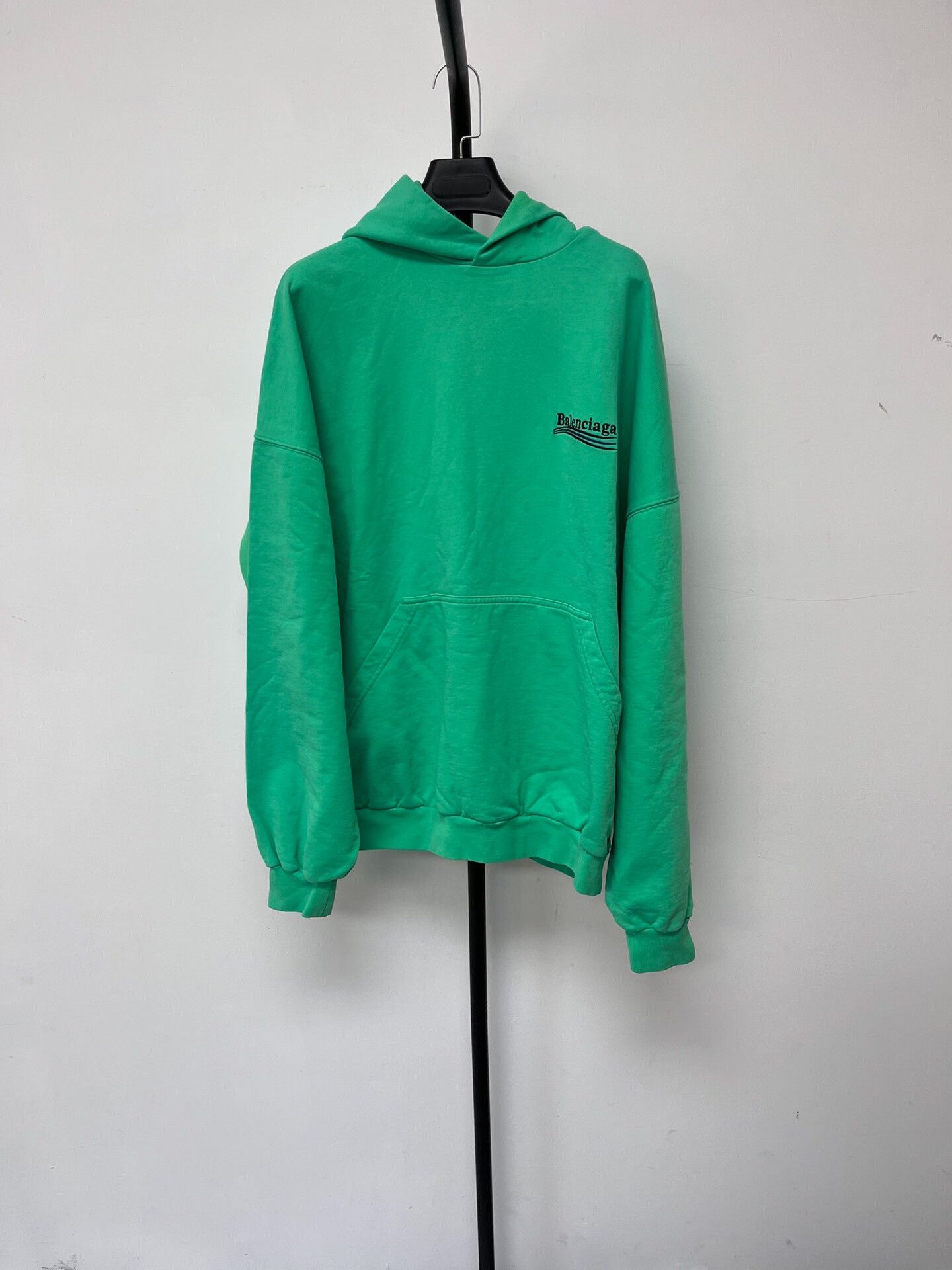Balenciaga Balenciaga Wave Logo Print Hoodie Size 2 Size US M / EU 48-50 / 2 - 2 Thumbnail
