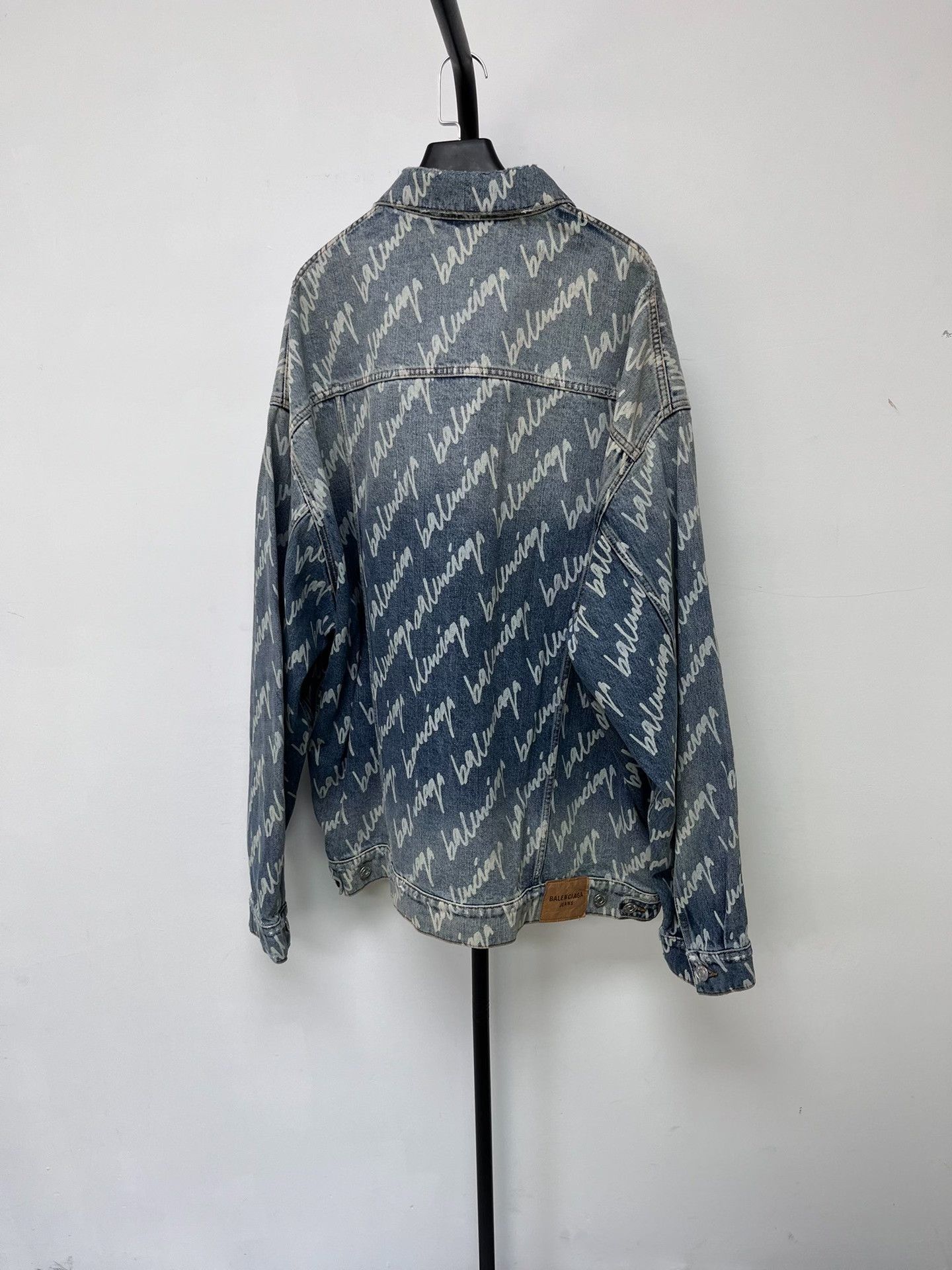 Balenciaga Balenciaga Allover Logo Denim Jacket 2 Size M / US 6-8 / IT 42-44 - 3 Thumbnail