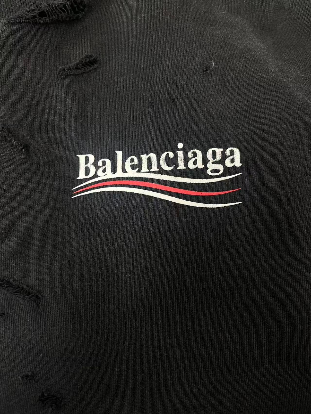 Balenciaga Balenciaga Distressed Political Logo Hoodie M Size US M / EU 48-50 / 2 - 4 Thumbnail