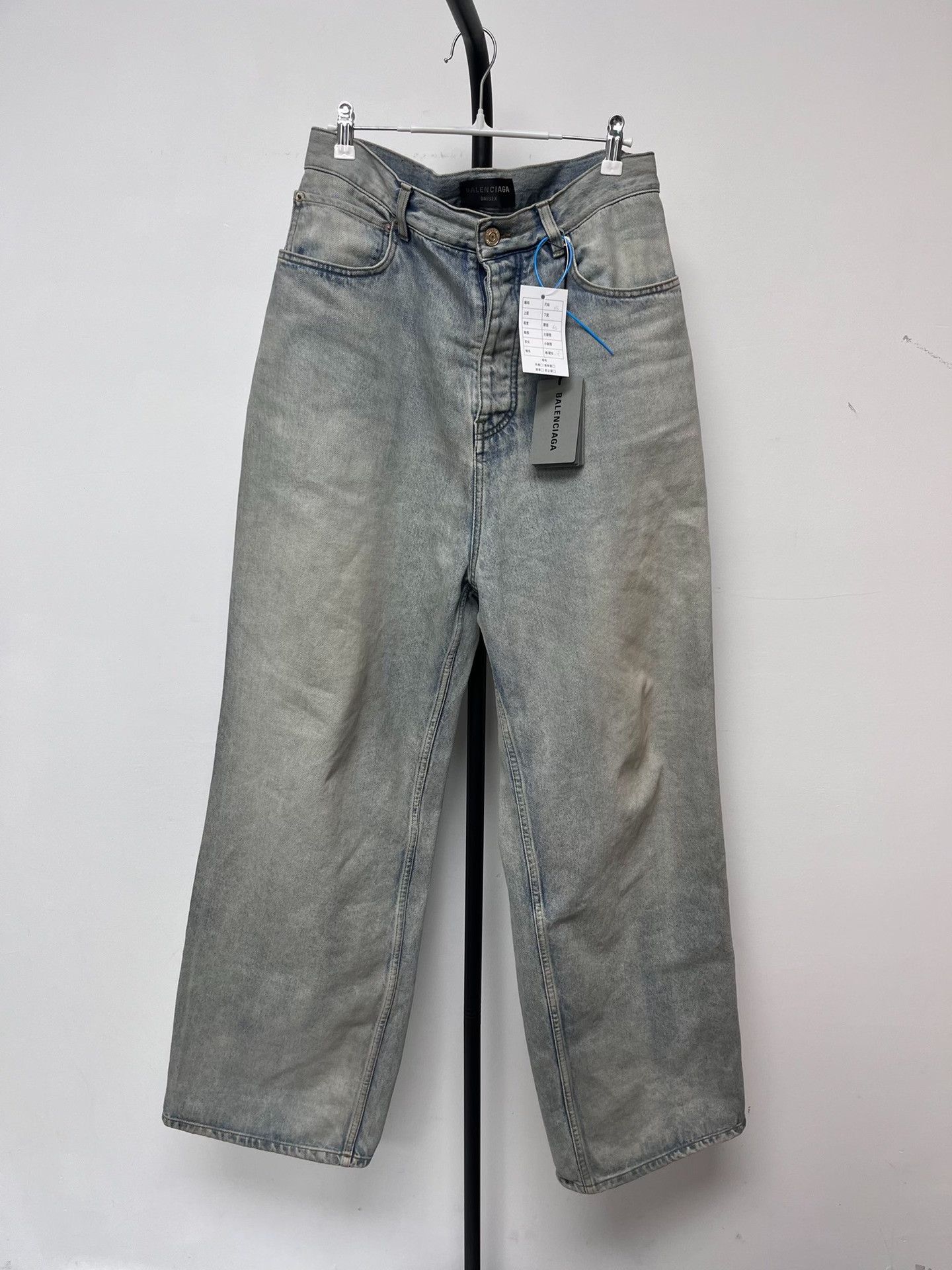 Balenciaga Balenciaga Washed Logo Tag Denim Jeans Size 28 Size US 28 / EU 44 - 2 Thumbnail