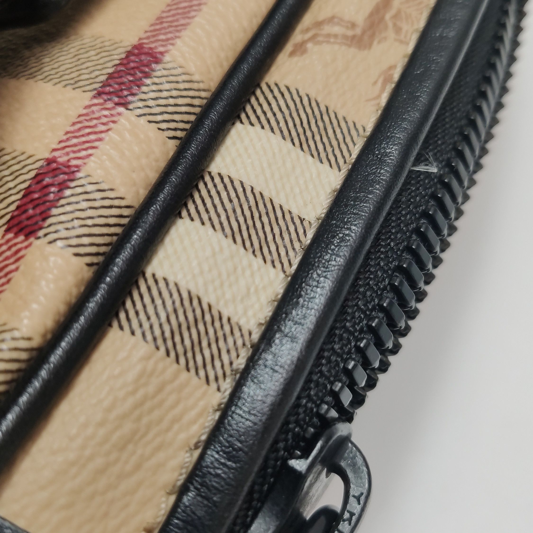 Burberry Burberry Men one size Bags Luggage Size ONE SIZE - 16 Thumbnail