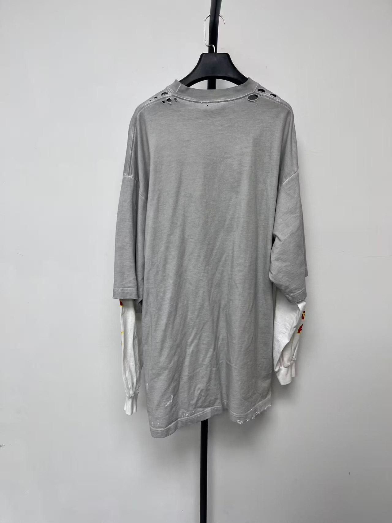Balenciaga Balenciaga Flame Logo Layered Long Sleeve T-Shirt 1 Size US S / EU 44-46 / 1 - 3 Thumbnail