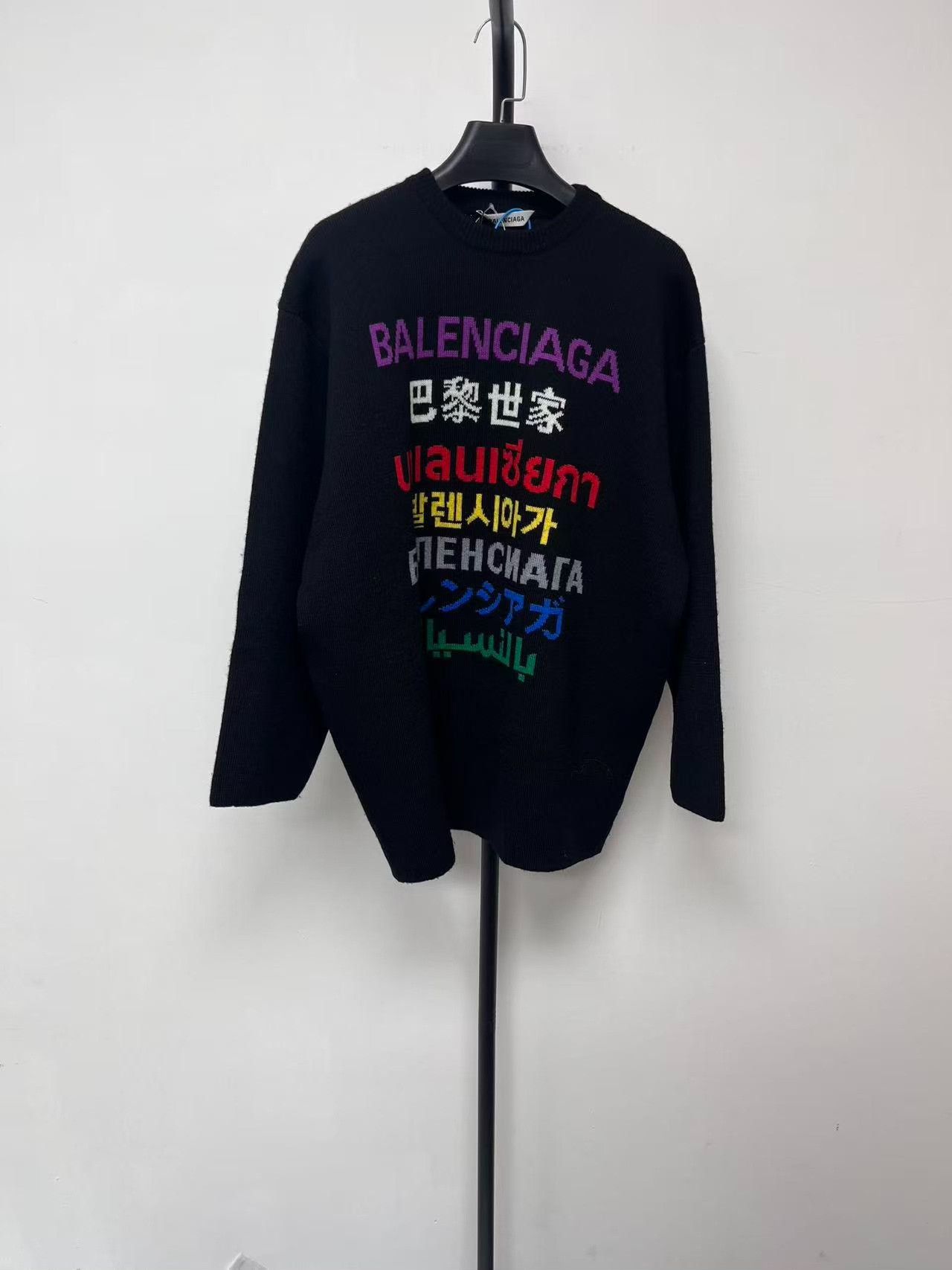 Balenciaga Balenciaga Multilingual Logo Knit Sweater XS Size XS / US 0-2 / IT 36-38 - 2 Thumbnail
