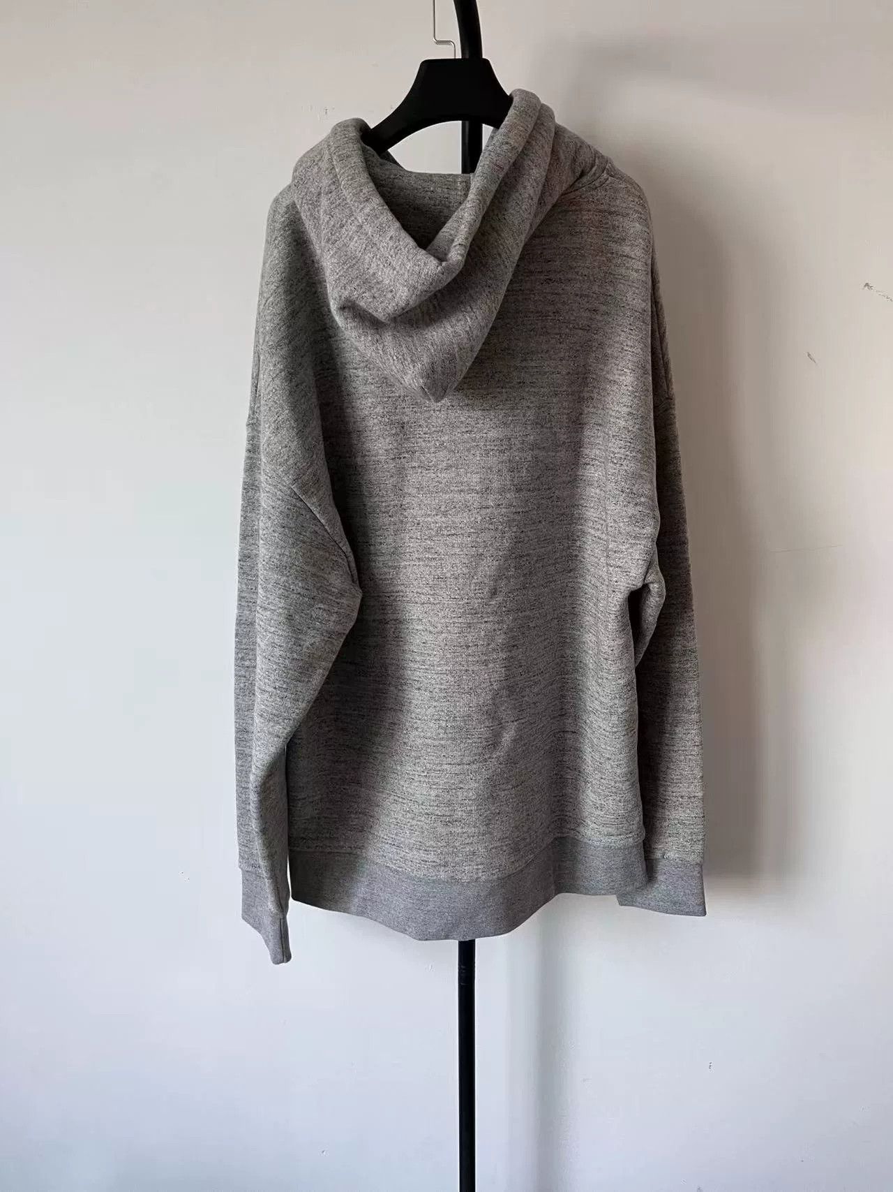 Loewe Loewe Embroidered Anagram Hoodie XL Size US XL / EU 56 / 4 - 3 Thumbnail