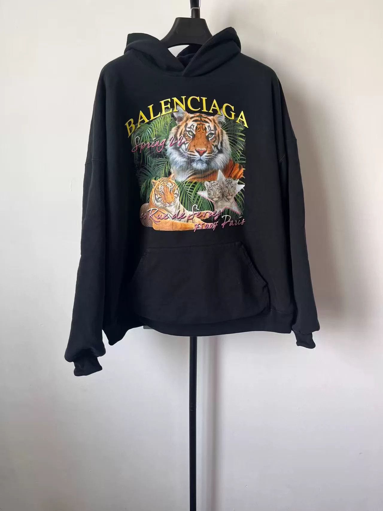 Balenciaga Balenciaga Tiger Print Spring 22 Hoodie Size 1 Size US S / EU 44-46 / 1 - 2 Thumbnail