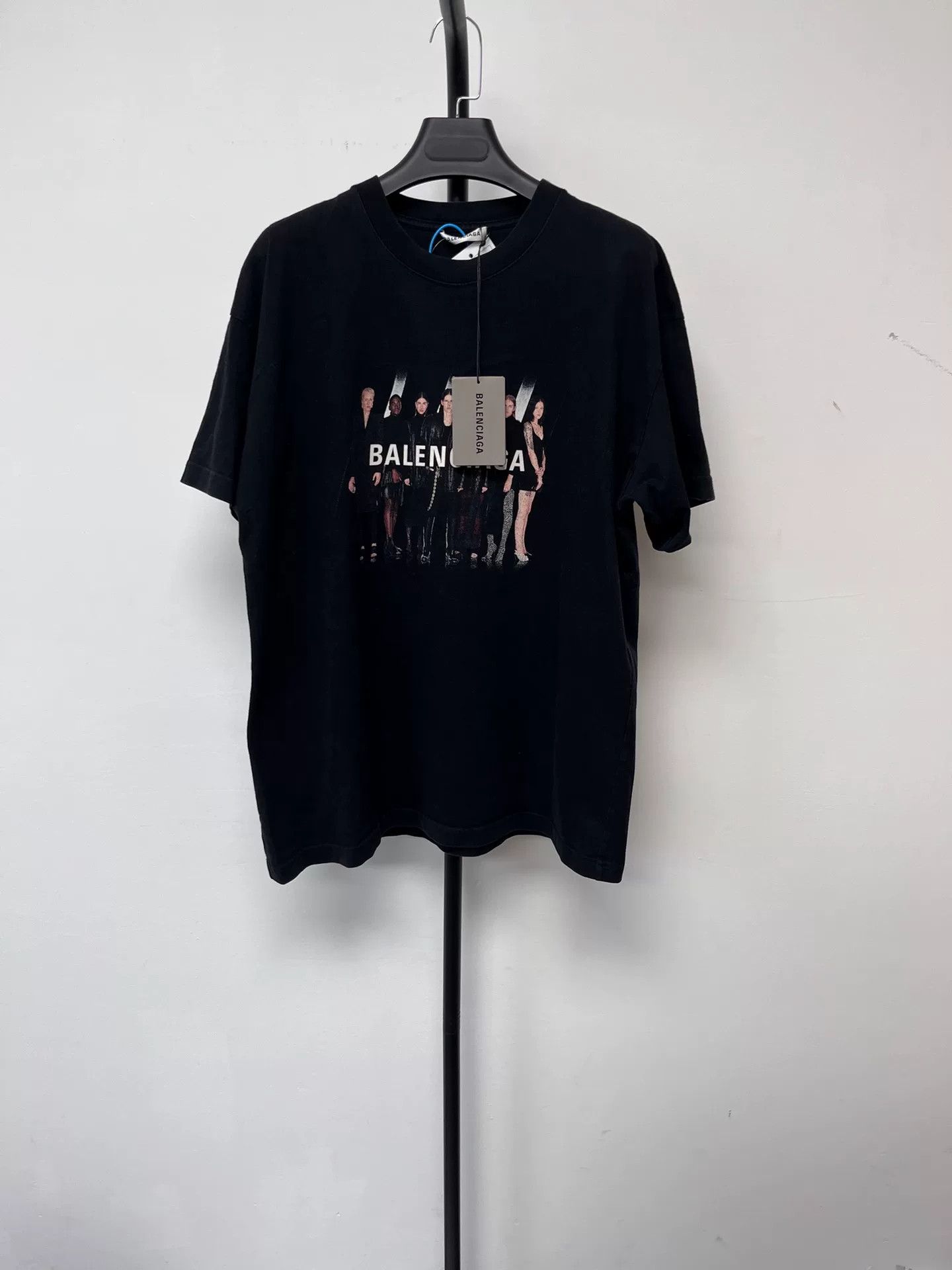 Balenciaga Balenciaga Crew Graphic Print T-Shirt L Size US L / EU 52-54 / 3 - 2 Thumbnail