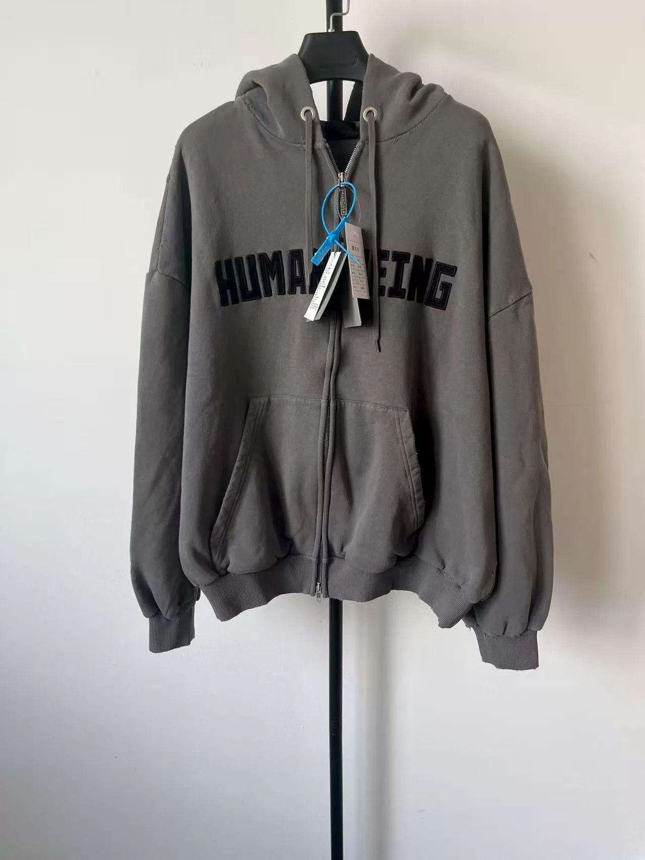 Balenciaga Balenciaga Human Being Zip Hoodie Gray XL Size US XL / EU 56 / 4 - 2 Thumbnail