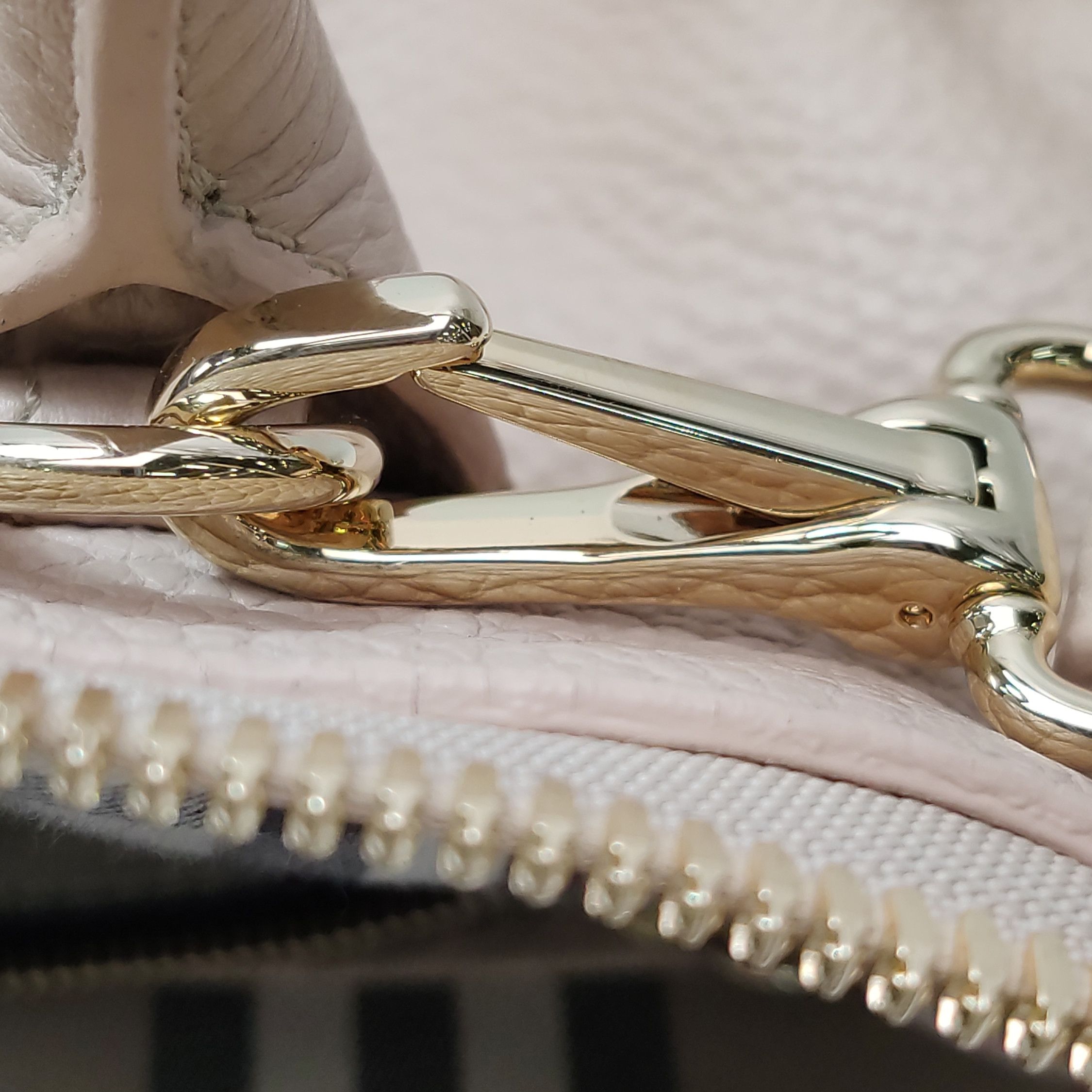 Burberry Burberry Women os Shoulder Bags Size ONE SIZE - 12 Thumbnail