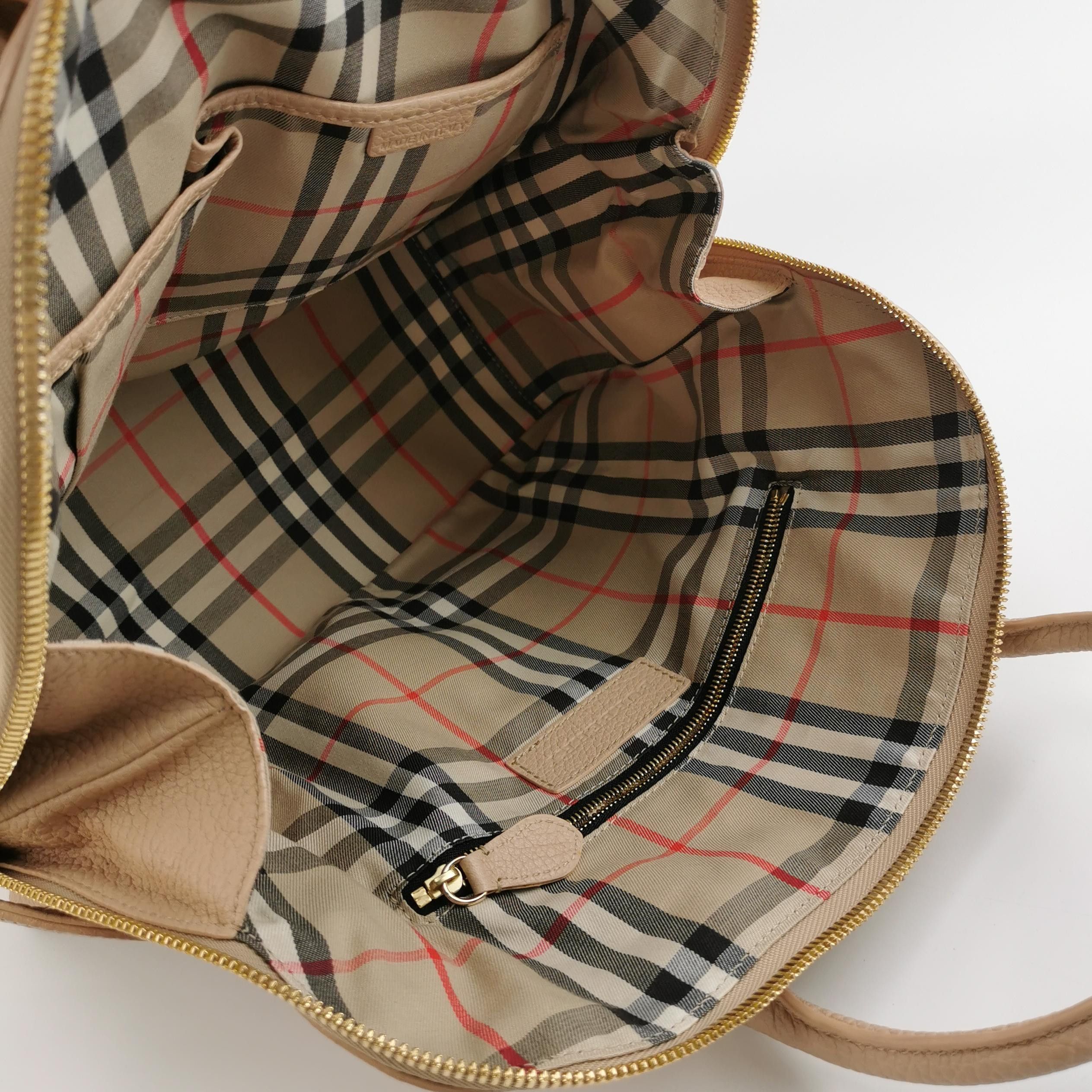 Burberry Burberry Women os Shoulder Bags Size ONE SIZE - 7 Thumbnail