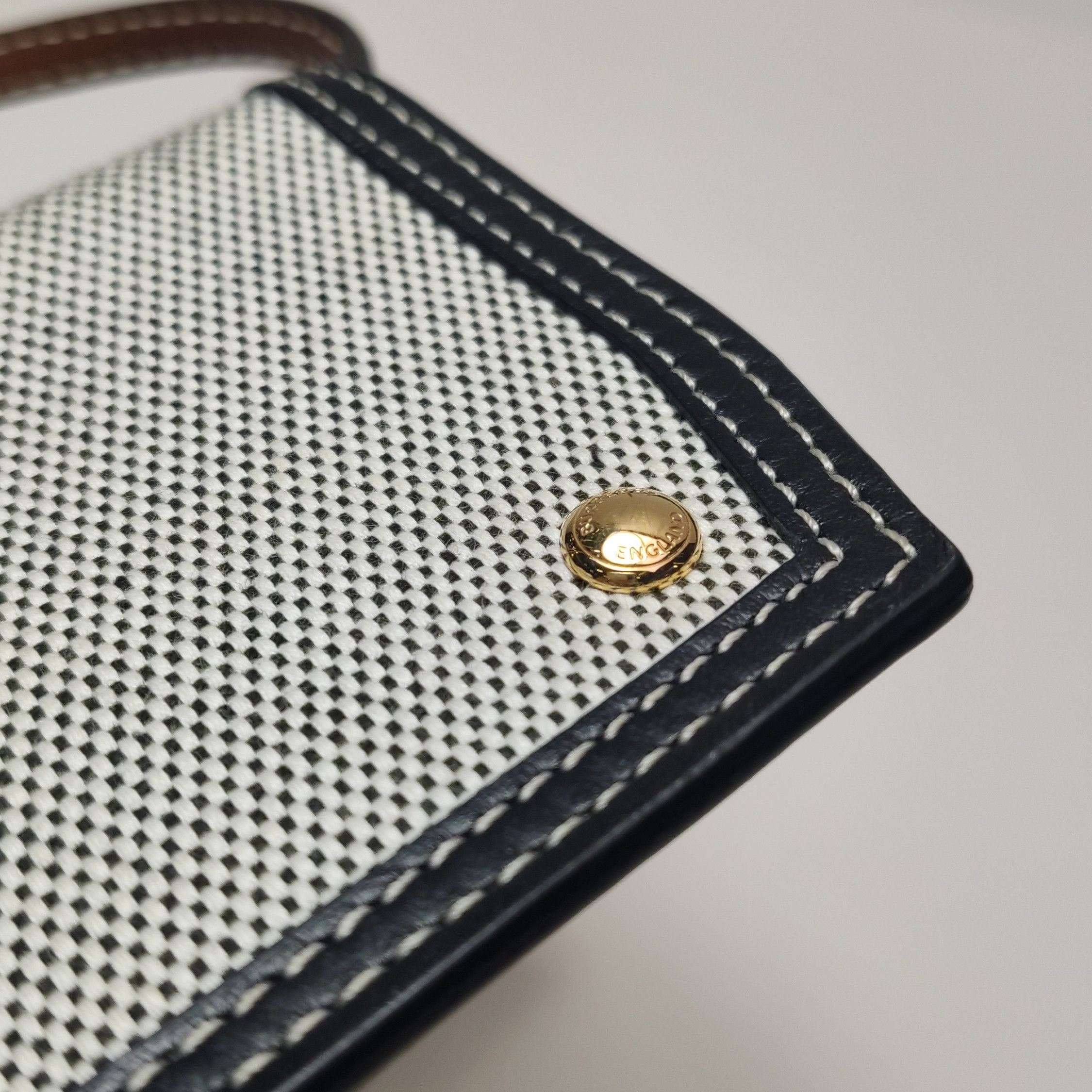 Burberry Burberry Women os Crossbody Bags Size ONE SIZE - 12 Thumbnail