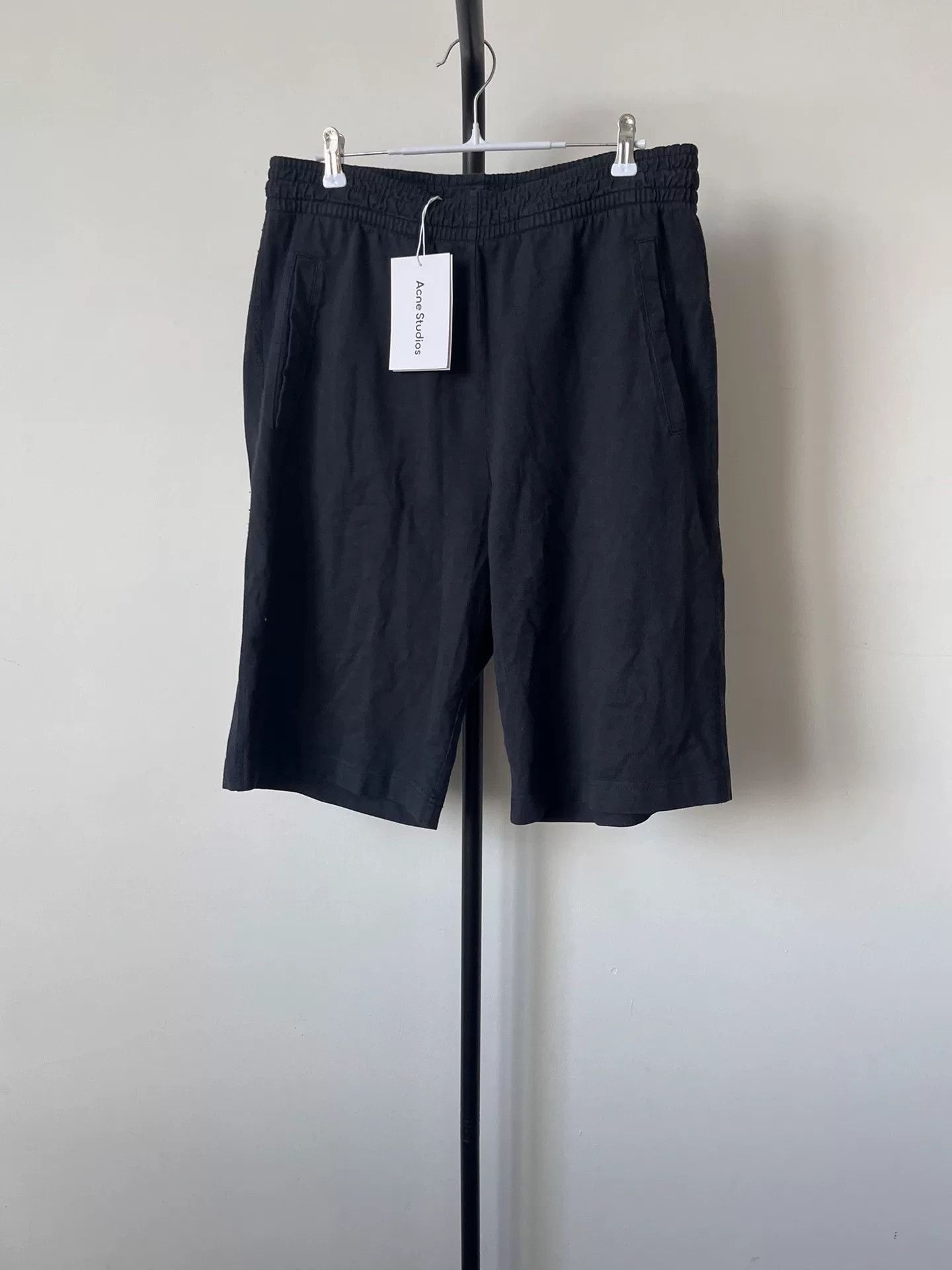 Acne Studios Acne Studios Logo Print Sweat Shorts M Size US 32 / EU 48 - 3 Thumbnail