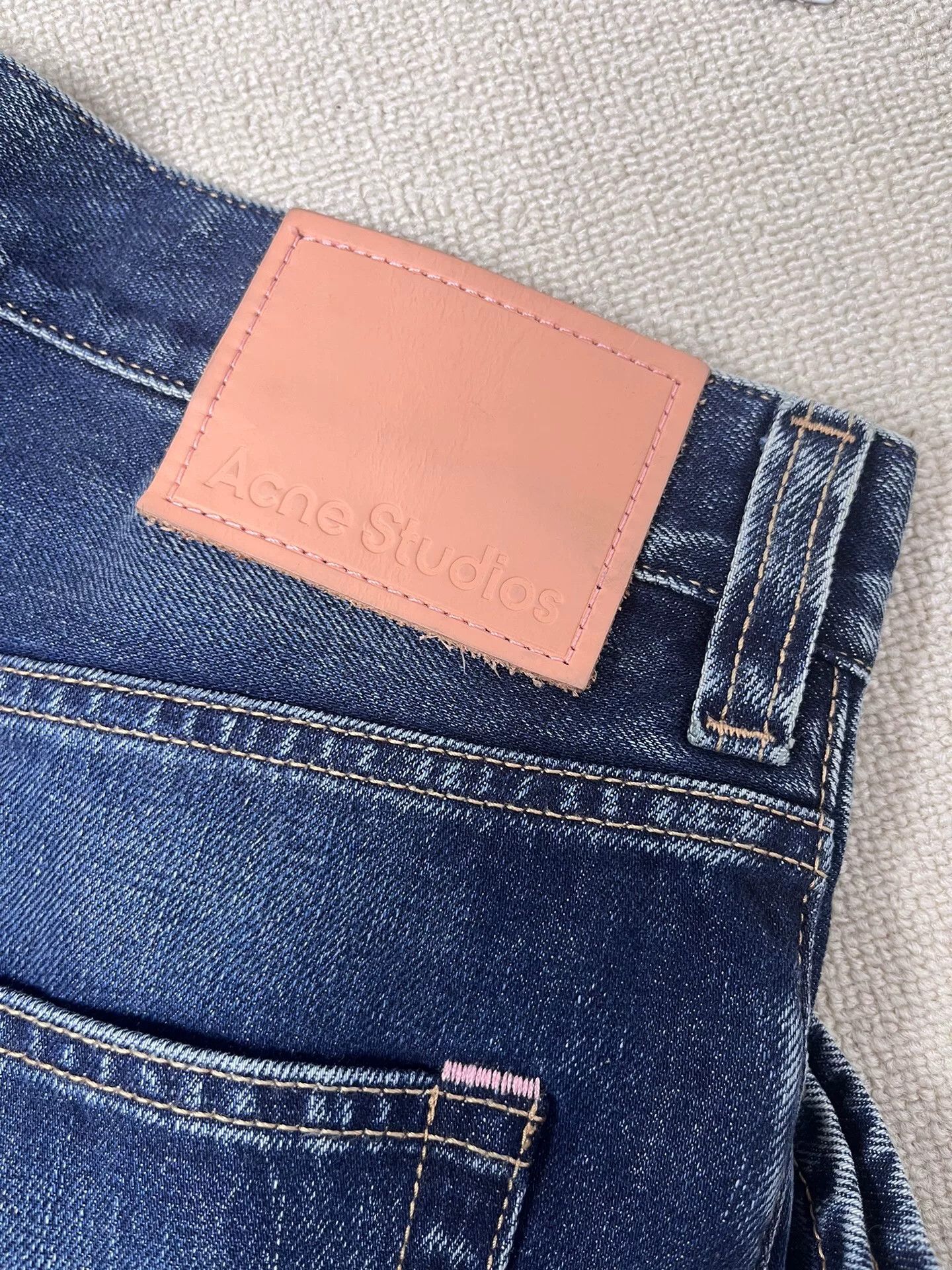 Acne Studios Acne Studios Mid-blue Wash Wide-leg Jeans US 30 Size US 30 / EU 46 - 4 Thumbnail
