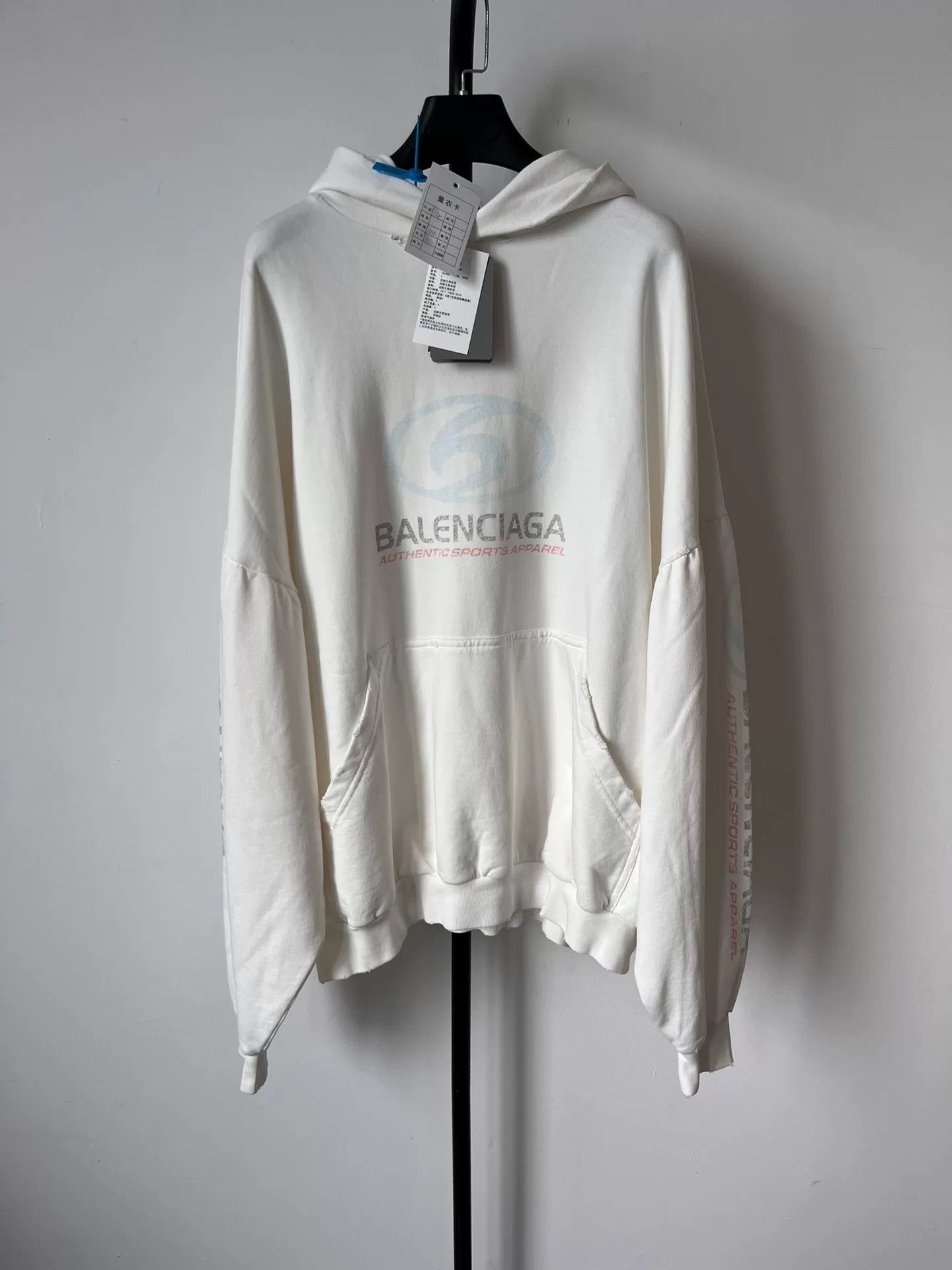 Balenciaga Balenciaga Sports Apparel Graphic Hoodie 2 Size US M / EU 48-50 / 2 - 2 Thumbnail