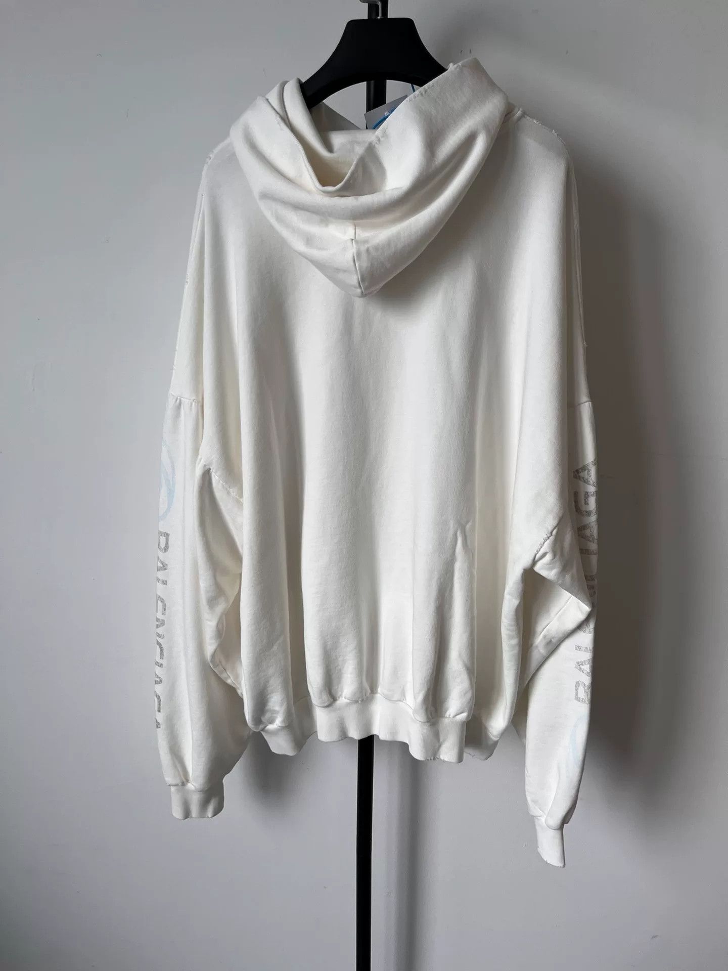 Balenciaga Balenciaga Sports Apparel Graphic Hoodie 2 Size US M / EU 48-50 / 2 - 3 Thumbnail