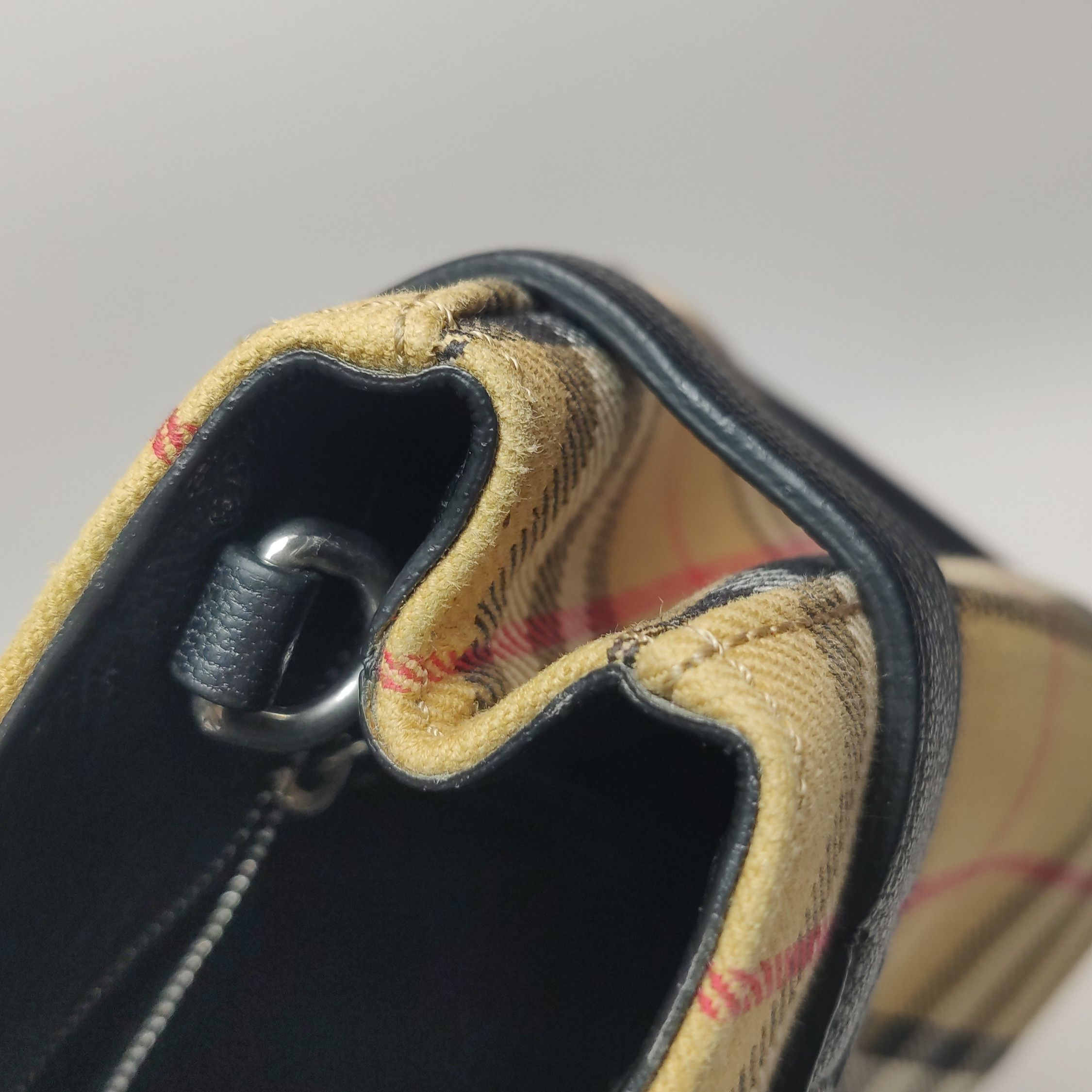 Burberry Burberry Women os Shoulder Bags Size ONE SIZE - 16 Thumbnail