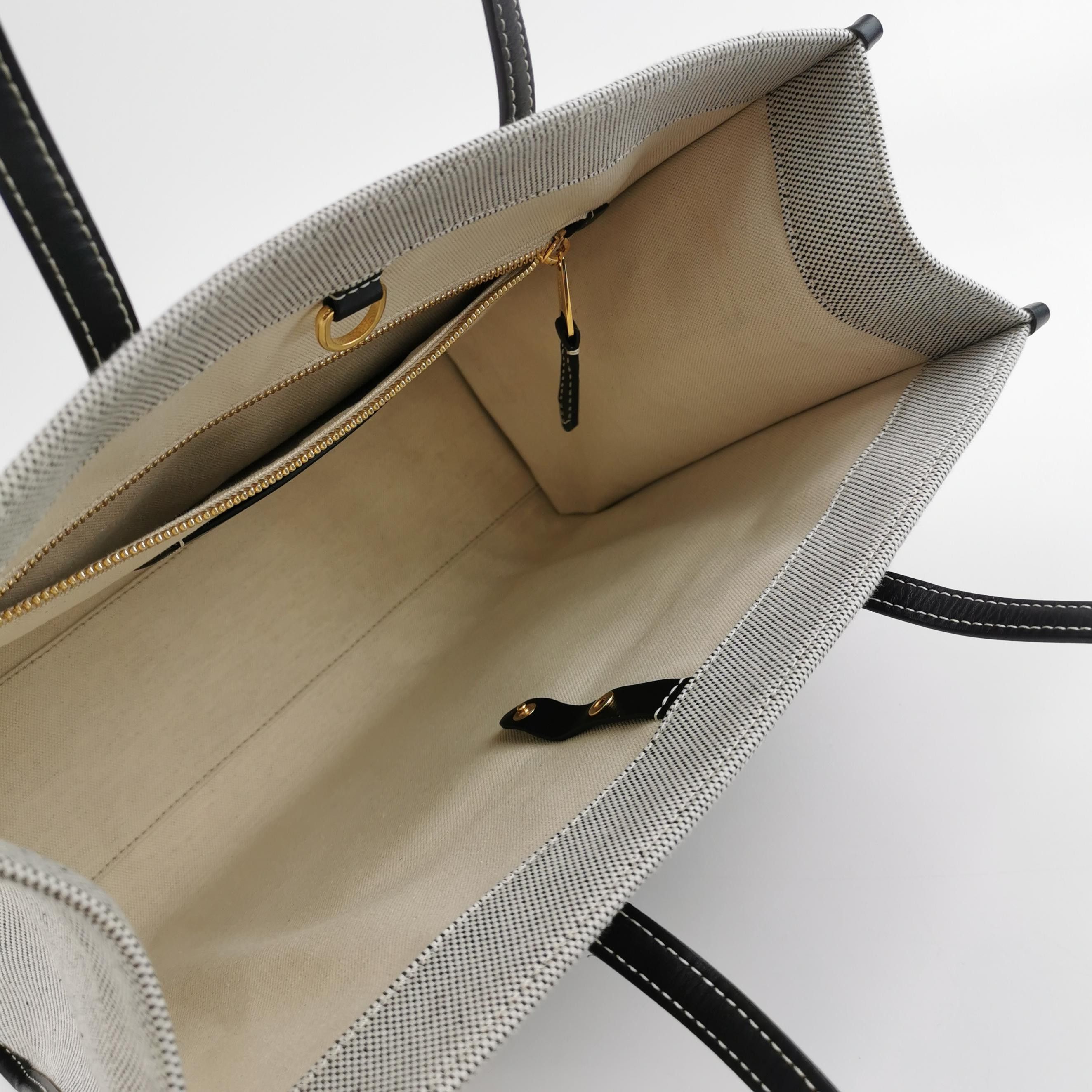Burberry Burberry Women os Shoulder Bags Size ONE SIZE - 7 Thumbnail